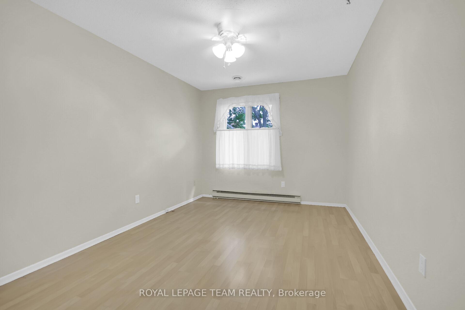 Photo 32 of 13 Bethune Way, Ottawa, Kanata - Beaverbrook — HOMEH