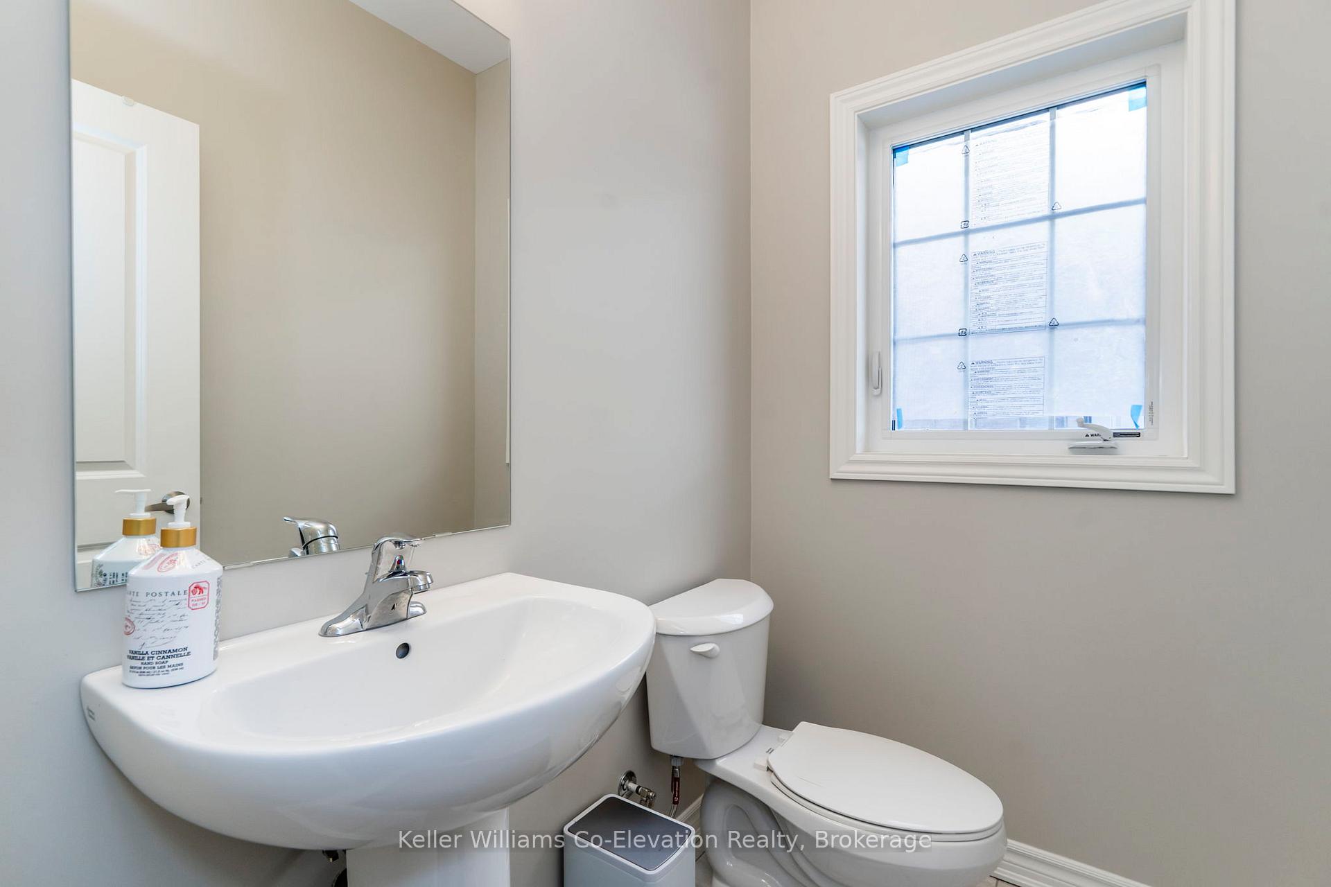 Photo 16 of 264 Springfield Crescent, Clearview, Stayner — HOMEH