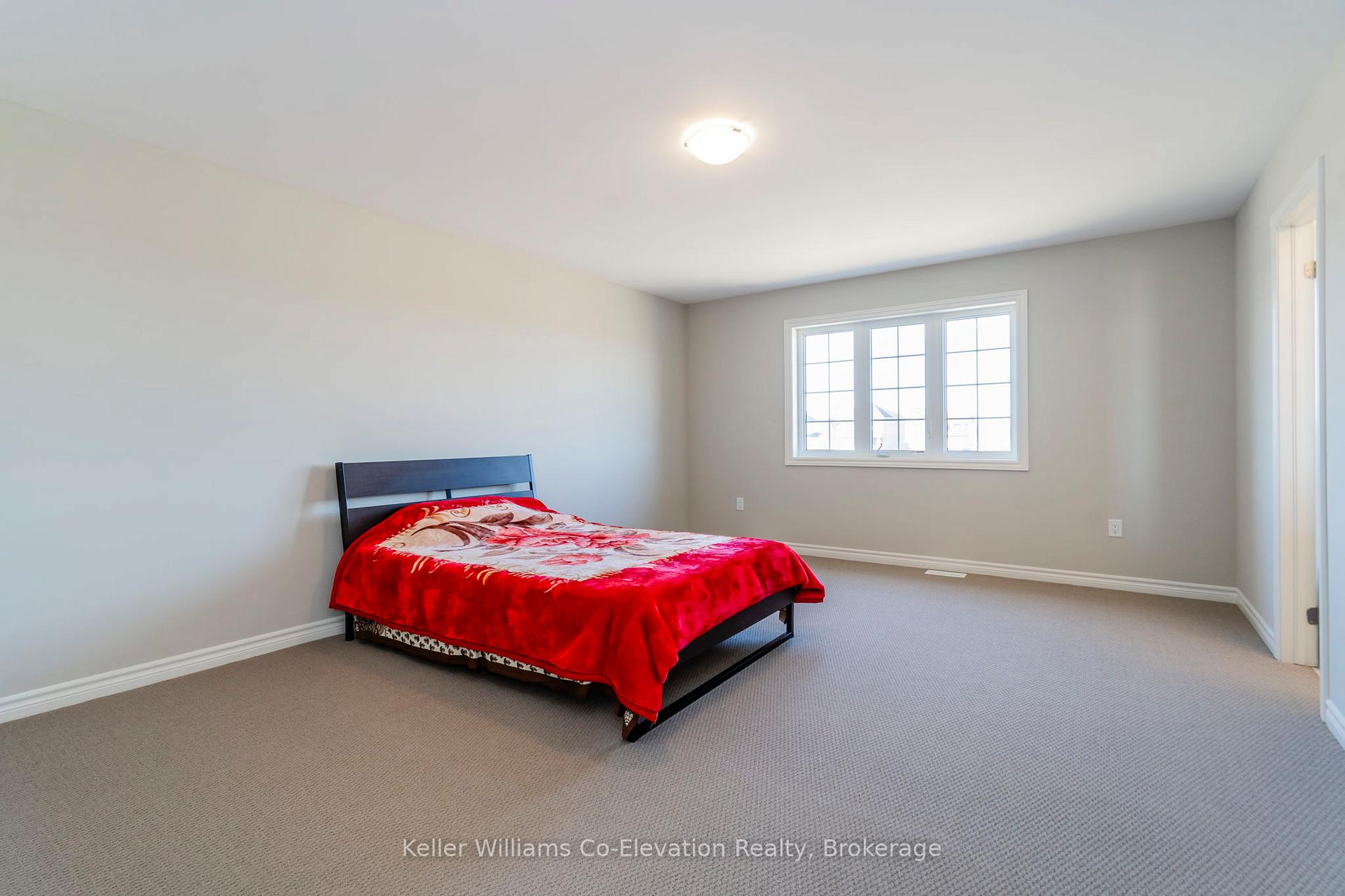 Photo 24 of 264 Springfield Crescent, Clearview, Stayner — HOMEH