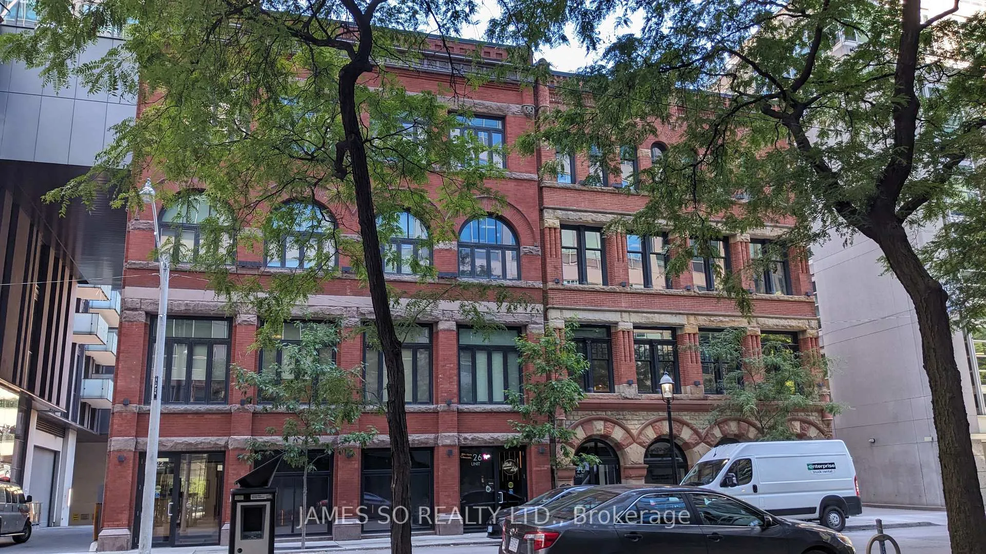 Front of Unit 401, 22 Lombard Street