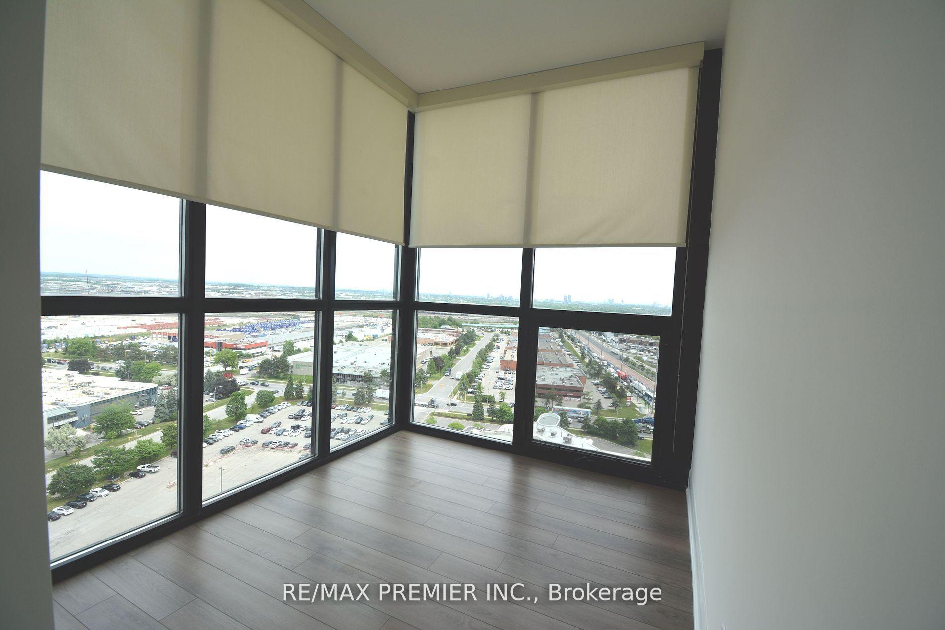Photo 11 of Unit 1709, 2900 Highway 7, Vaughan, Concord — HOMEH