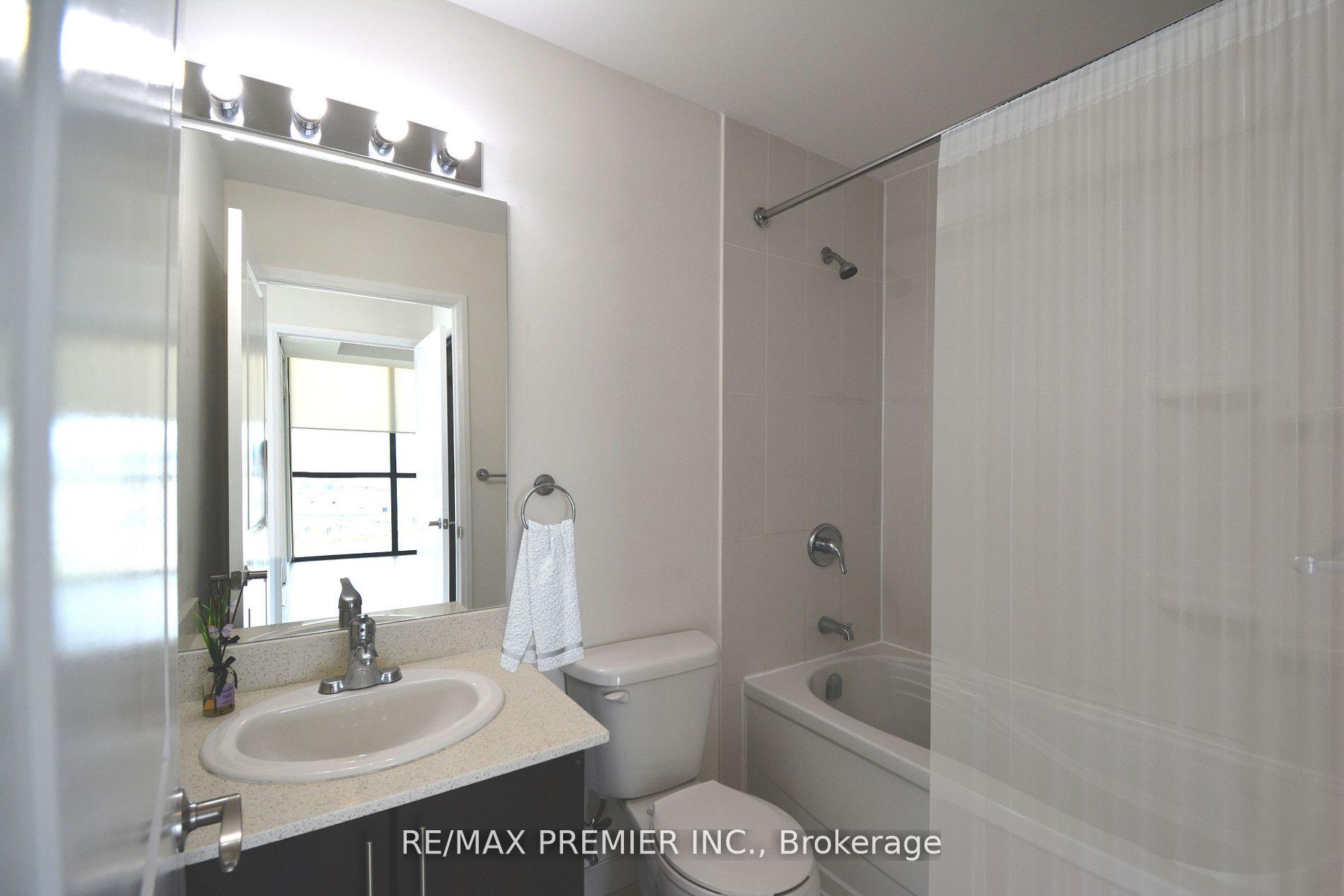 Photo 18 of Unit 1709, 2900 Highway 7, Vaughan, Concord — HOMEH