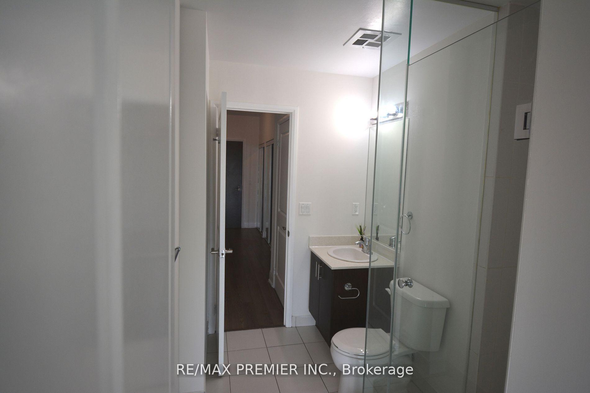 Photo 23 of Unit 1709, 2900 Highway 7, Vaughan, Concord — HOMEH