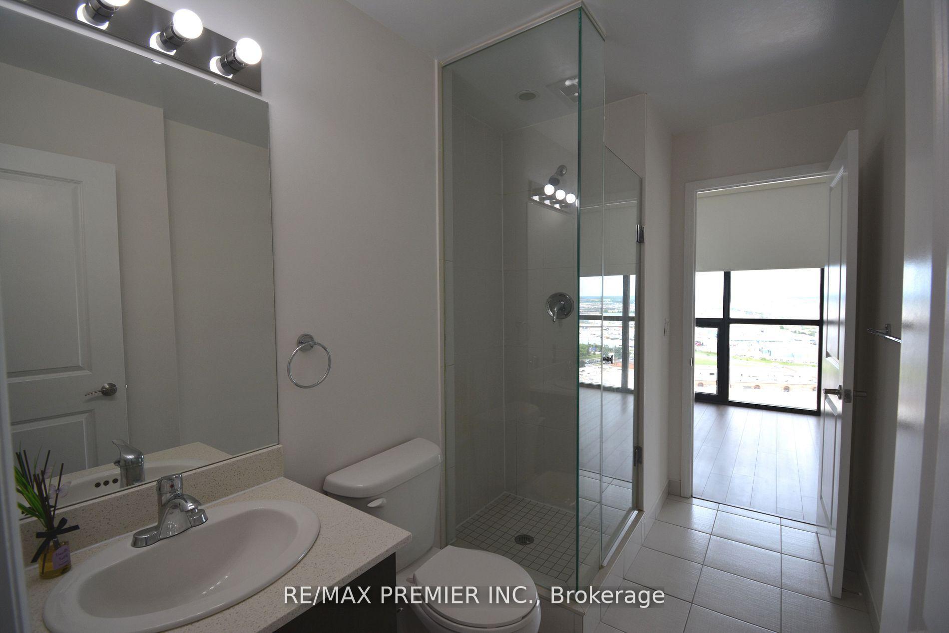 Photo 24 of Unit 1709, 2900 Highway 7, Vaughan, Concord — HOMEH