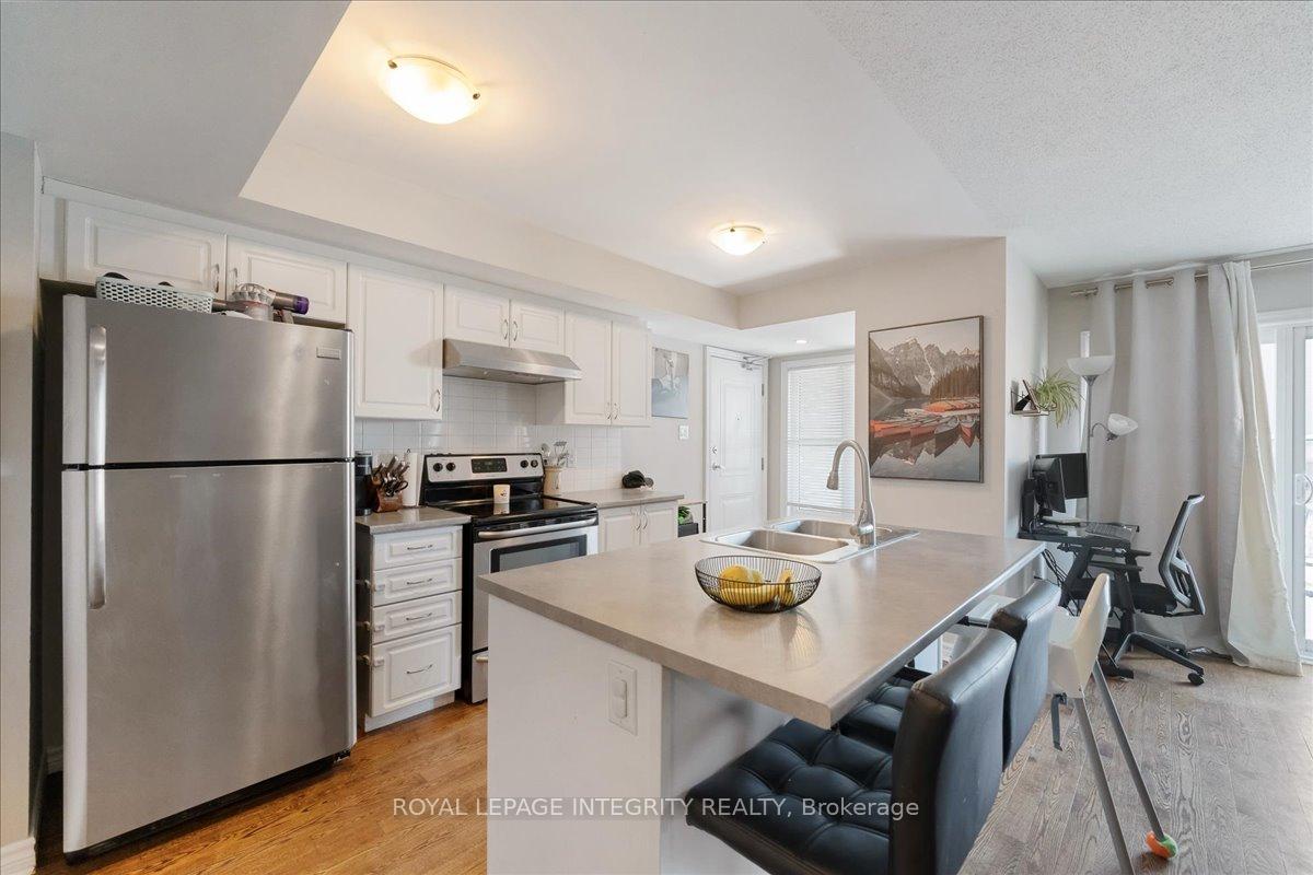 Photo 8 of Unit A, 301 Des Tilleuls Private, Ottawa, Avalon West — HOMEH