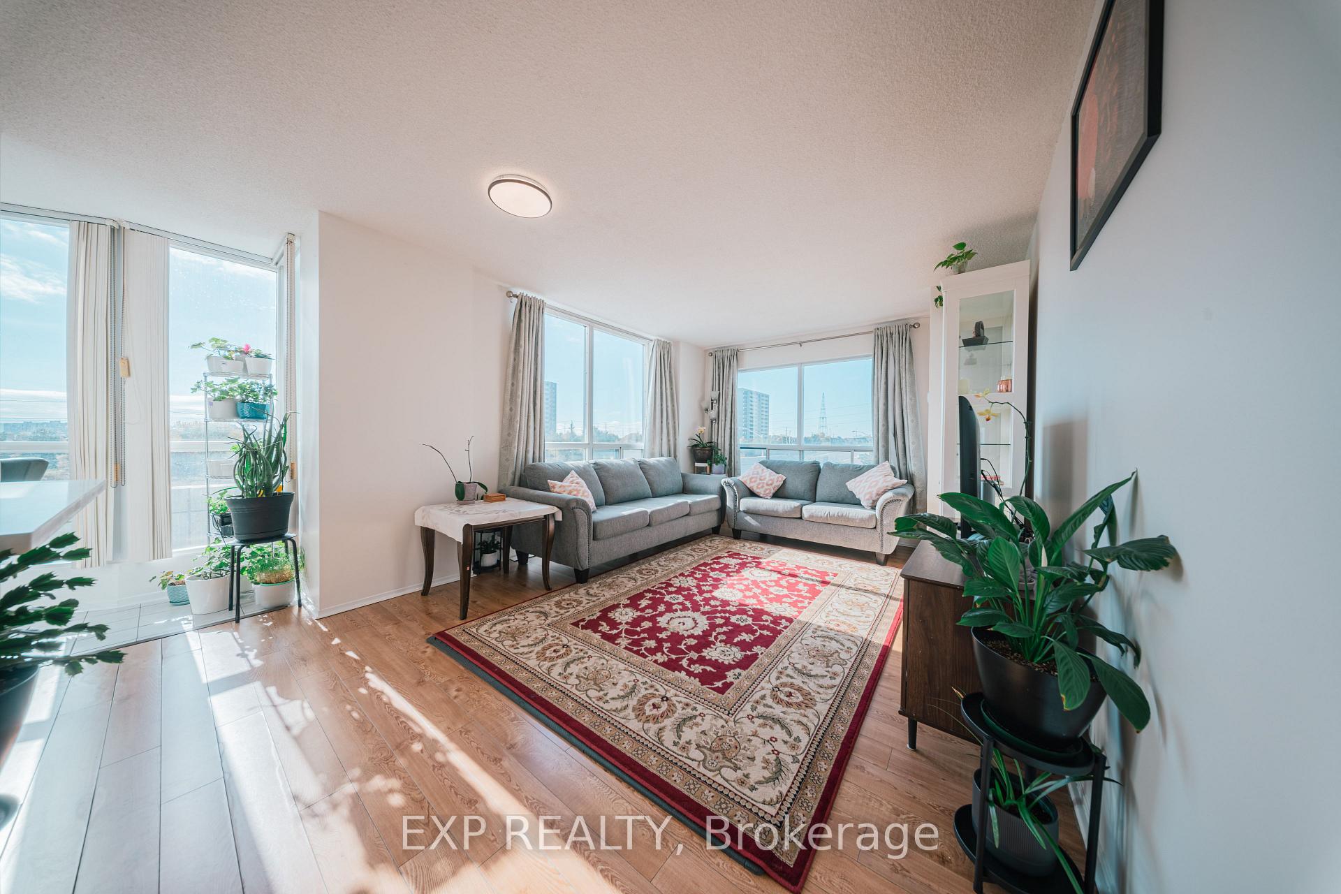 Photo 2 of Unit 310, 2550 Lawrence Avenue E, Scarborough, Dorset Park — HOMEH