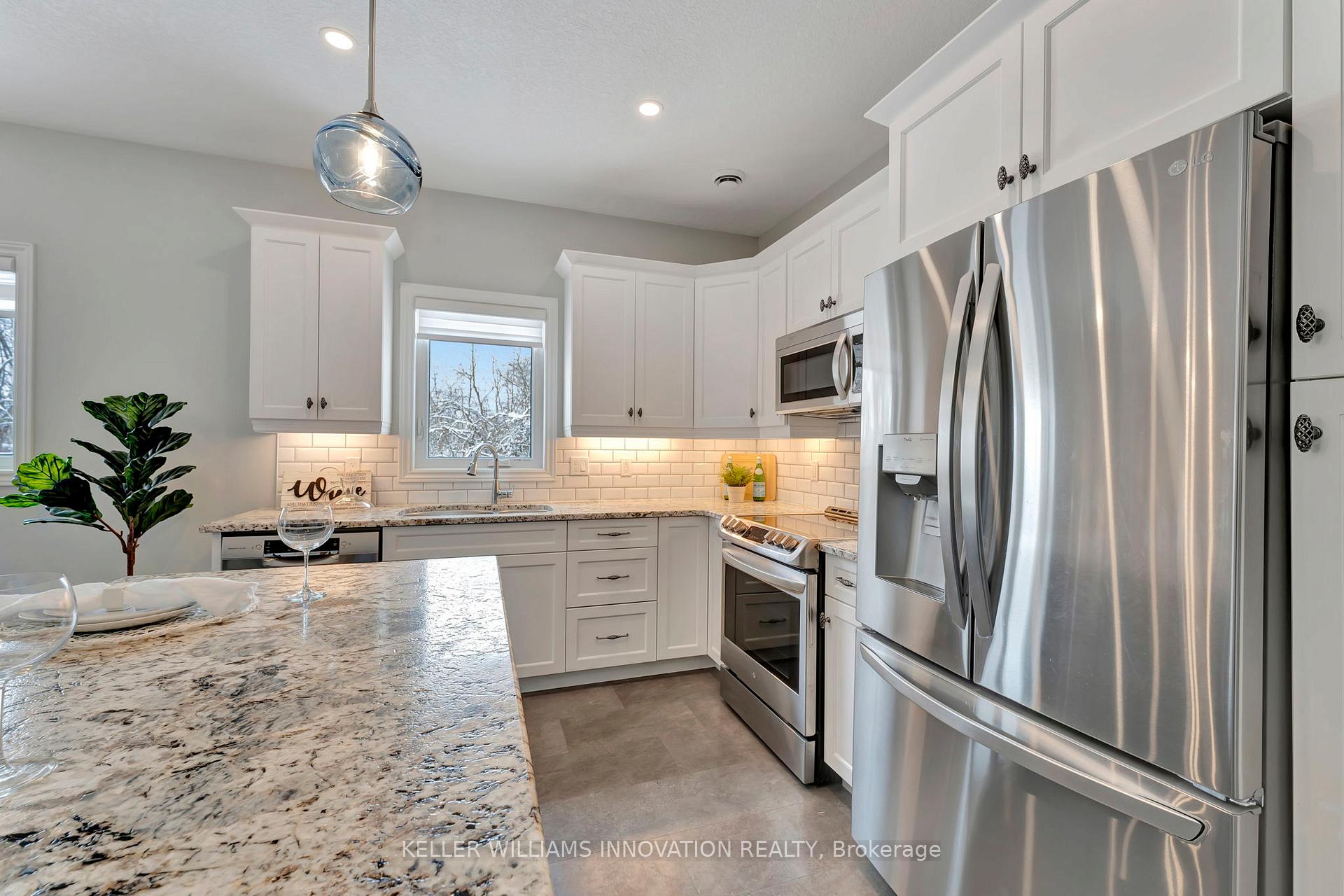 Photo 8 of Unit 49, 375 Mitchell Road S, North Perth, Elma — HOMEH