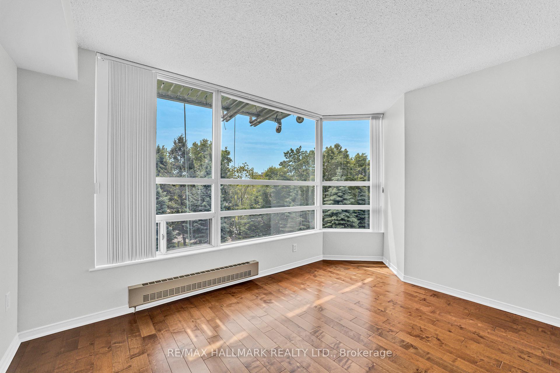 Photo 4 of Unit 310, 7825 Bayview Avenue N, Markham, Aileen-Willowbrook — HOMEH