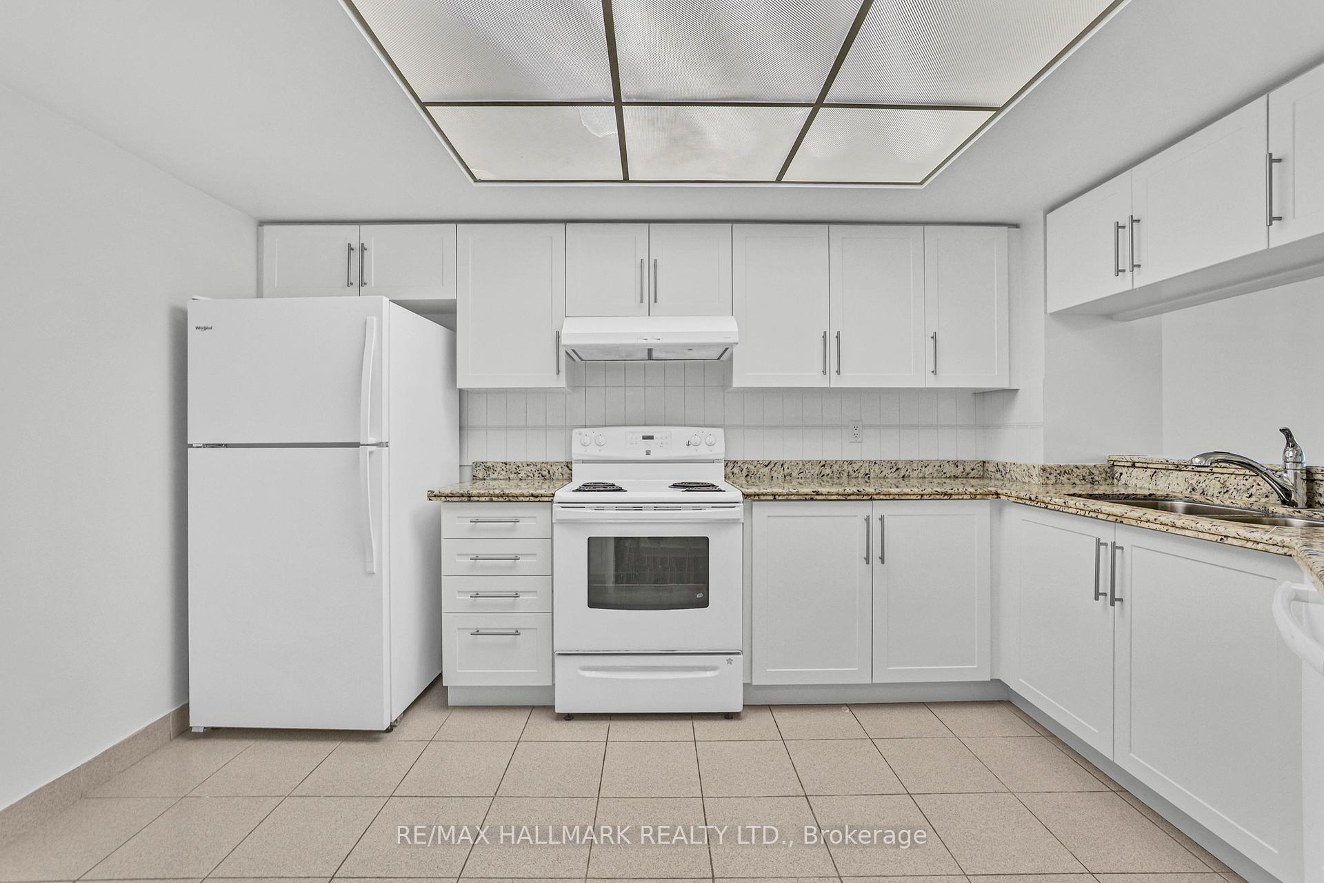 Photo 7 of Unit 310, 7825 Bayview Avenue N, Markham, Aileen-Willowbrook — HOMEH