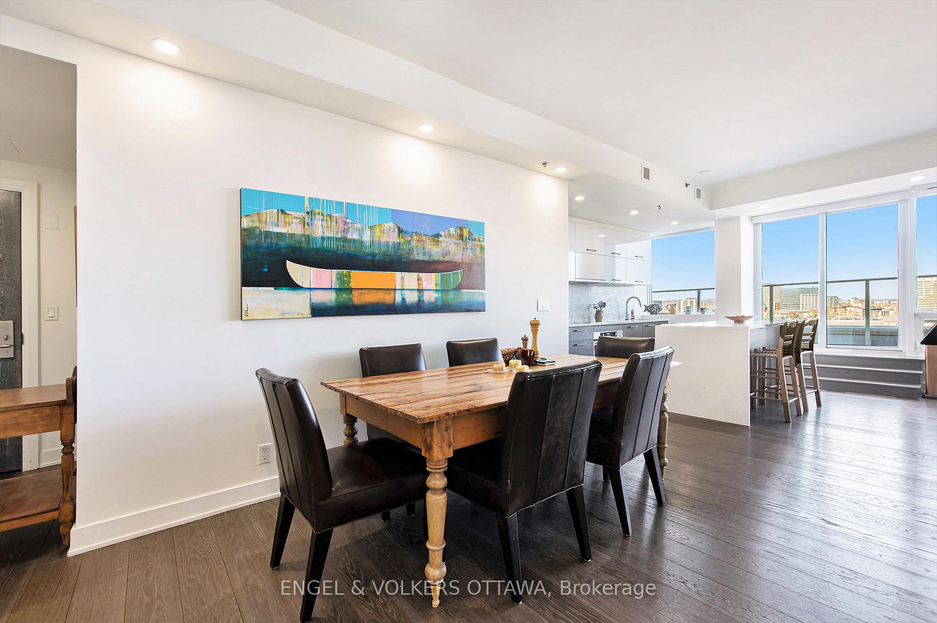Photo 5 of Unit 305, 428 Sparks Street, Ottawa, Ottawa Centre — HOMEH