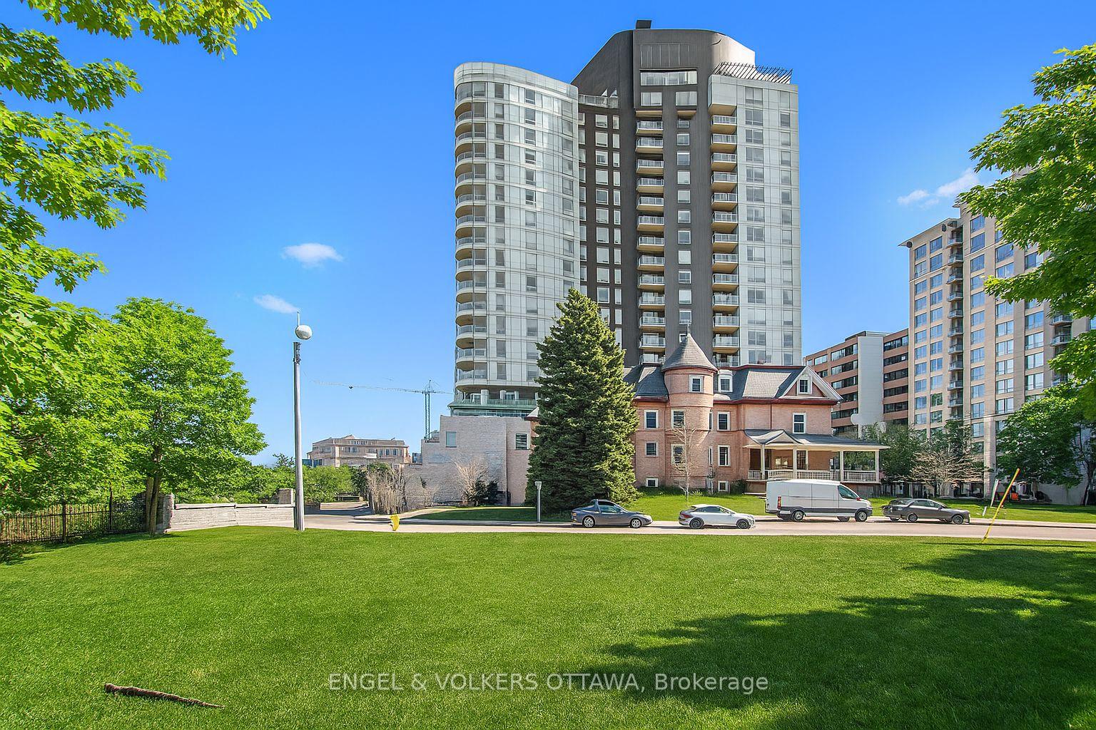 Photo 2 of Unit 305, 428 Sparks Street, Ottawa, Ottawa Centre — HOMEH