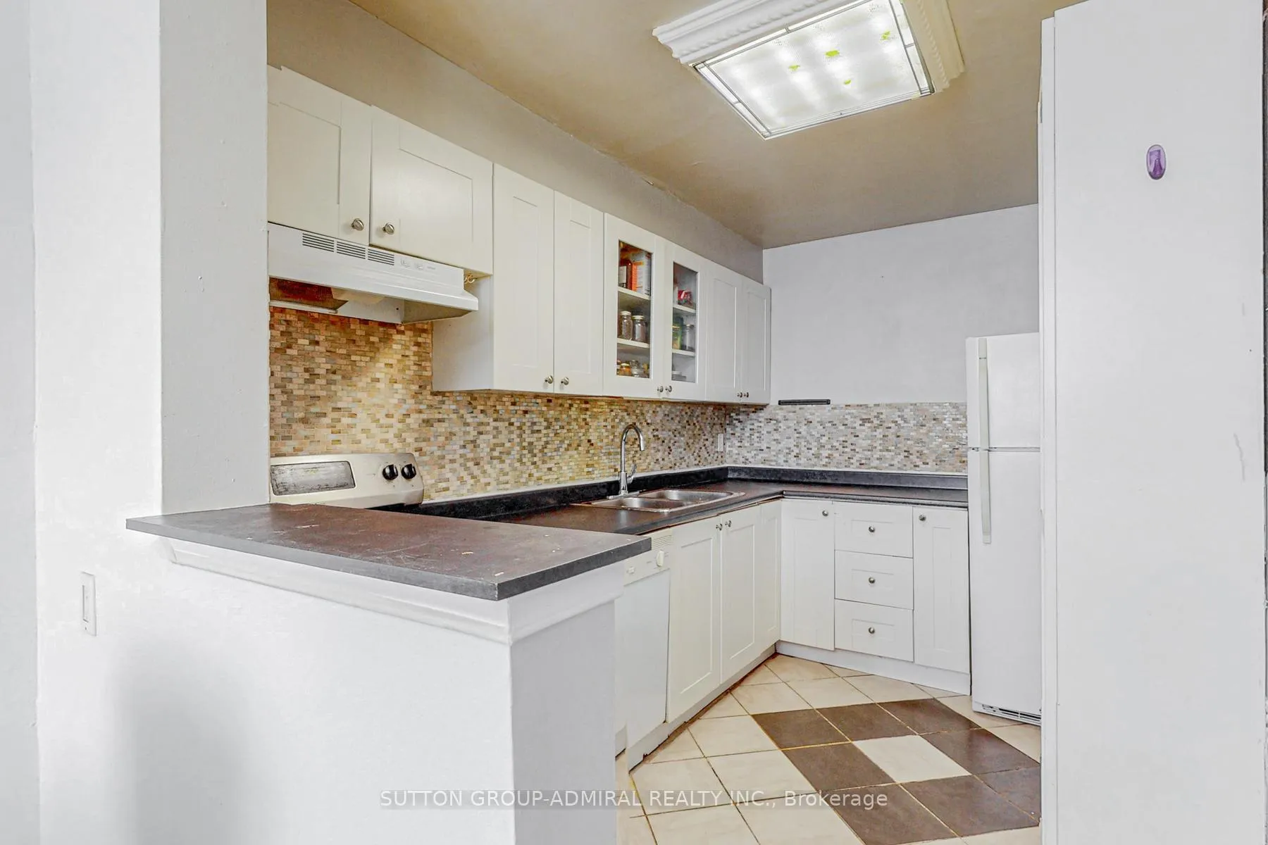 Photo 7 of Unit 209, 2245 Eglinton Avenue E, Scarborough, Ionview — HOMEH