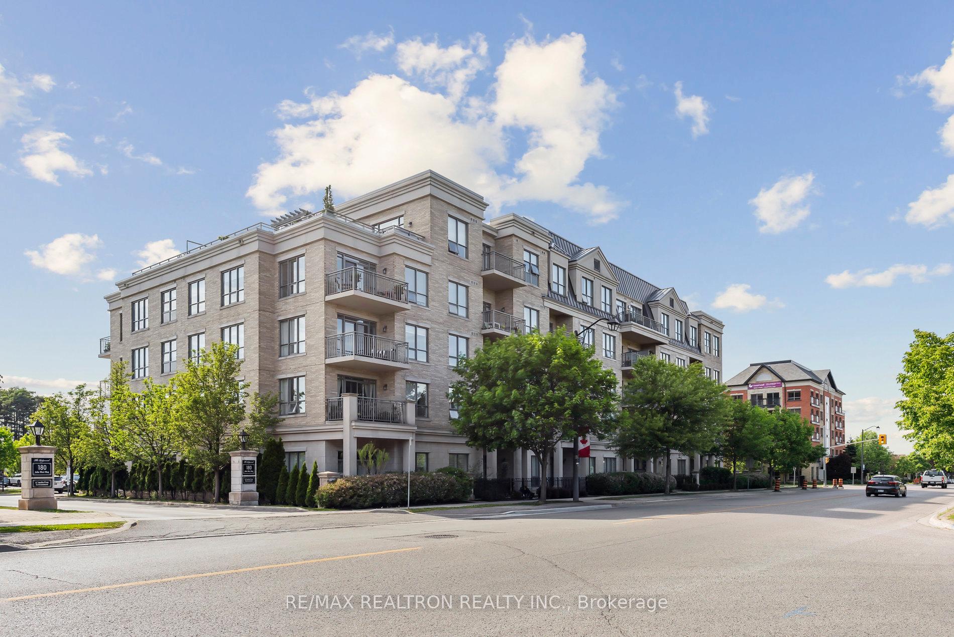 Photo 3 of Unit 332, 180 John West Way W, Aurora, Bayview Wellington — HOMEH
