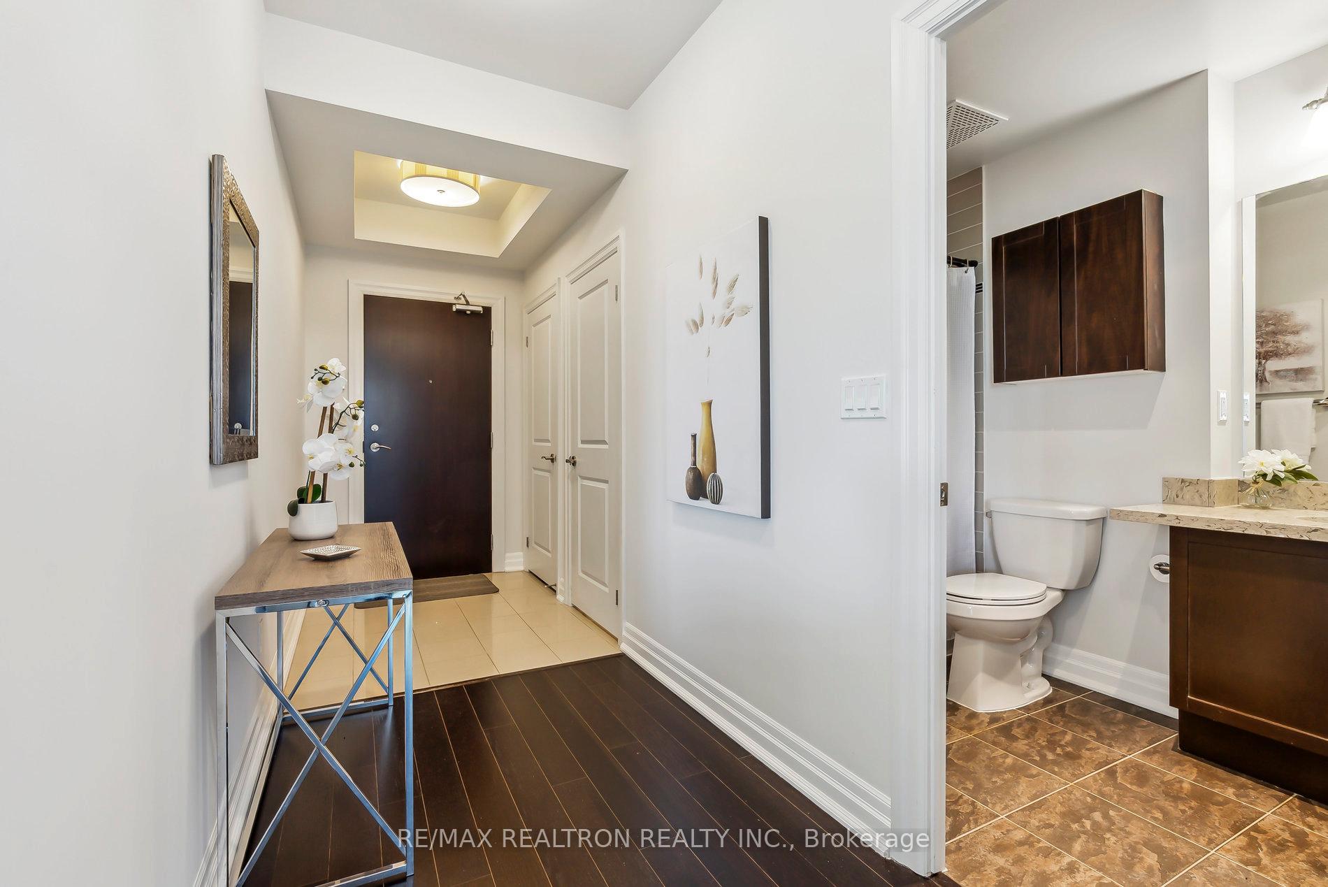 Photo 8 of Unit 332, 180 John West Way W, Aurora, Bayview Wellington — HOMEH