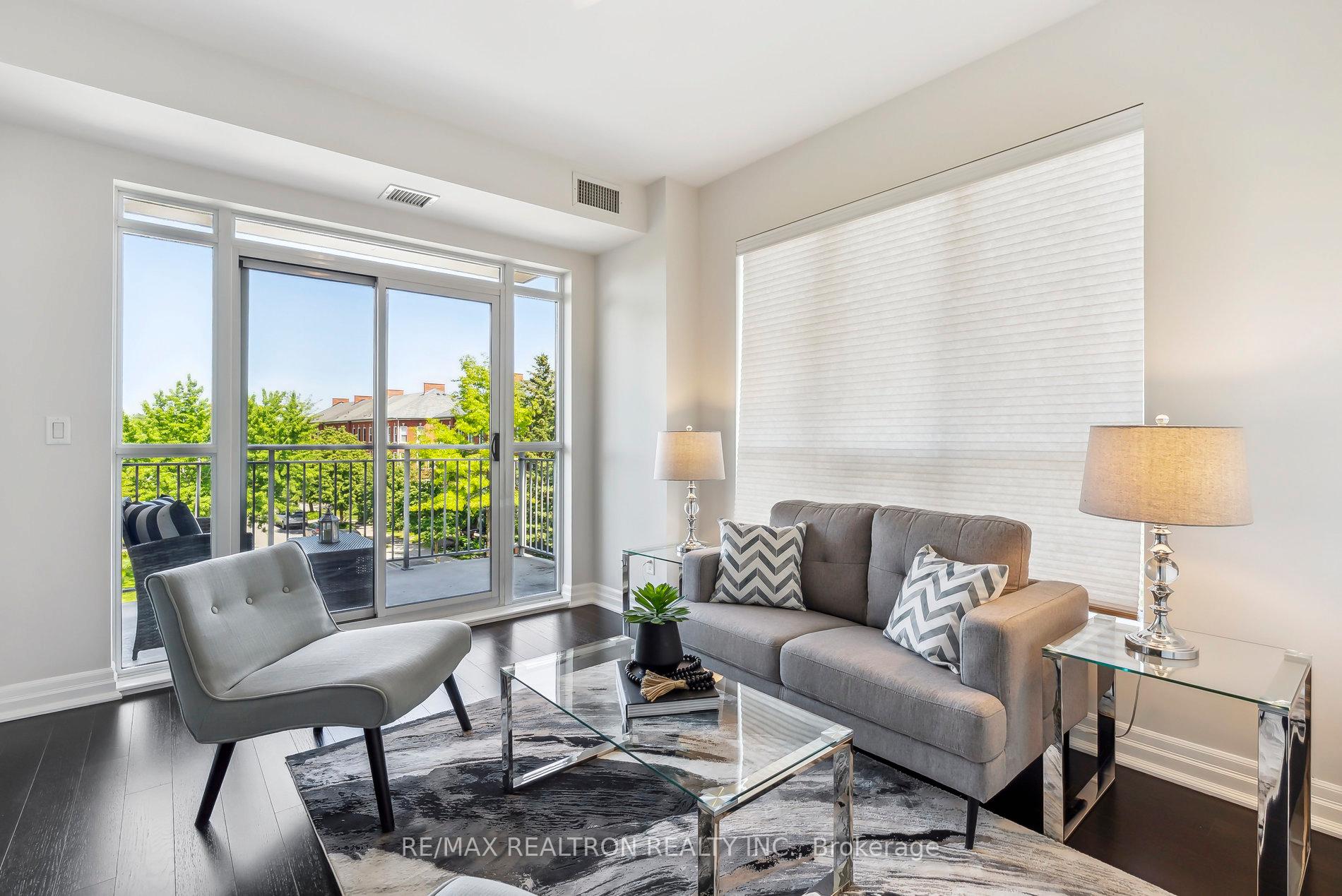 Photo 14 of Unit 332, 180 John West Way W, Aurora, Bayview Wellington — HOMEH