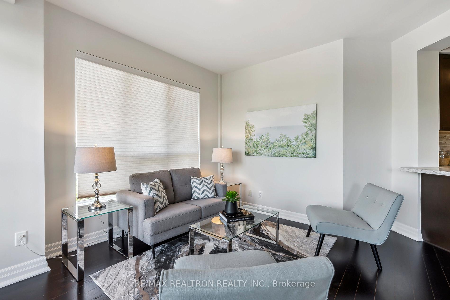 Photo 15 of Unit 332, 180 John West Way W, Aurora, Bayview Wellington — HOMEH
