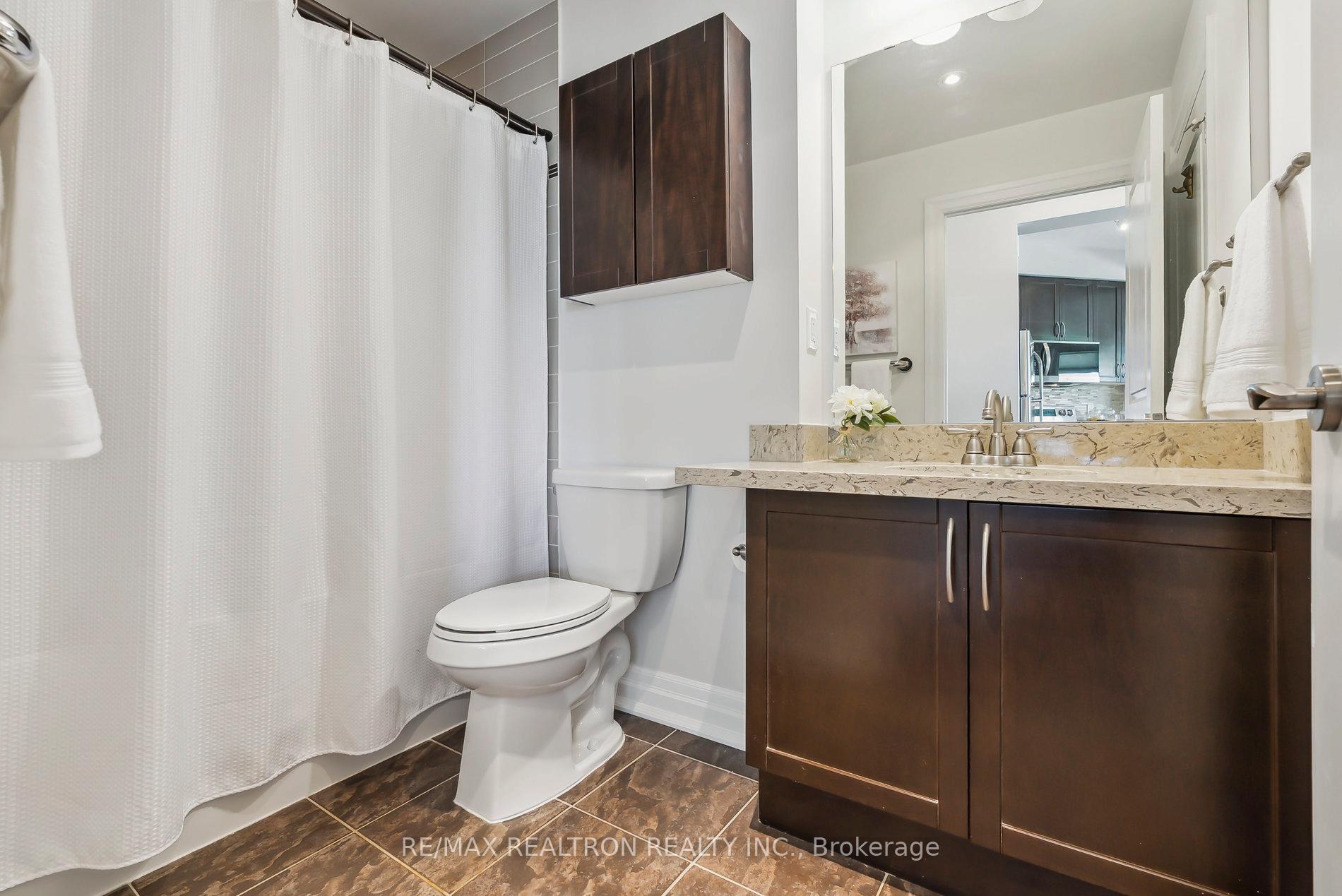Photo 18 of Unit 332, 180 John West Way W, Aurora, Bayview Wellington — HOMEH