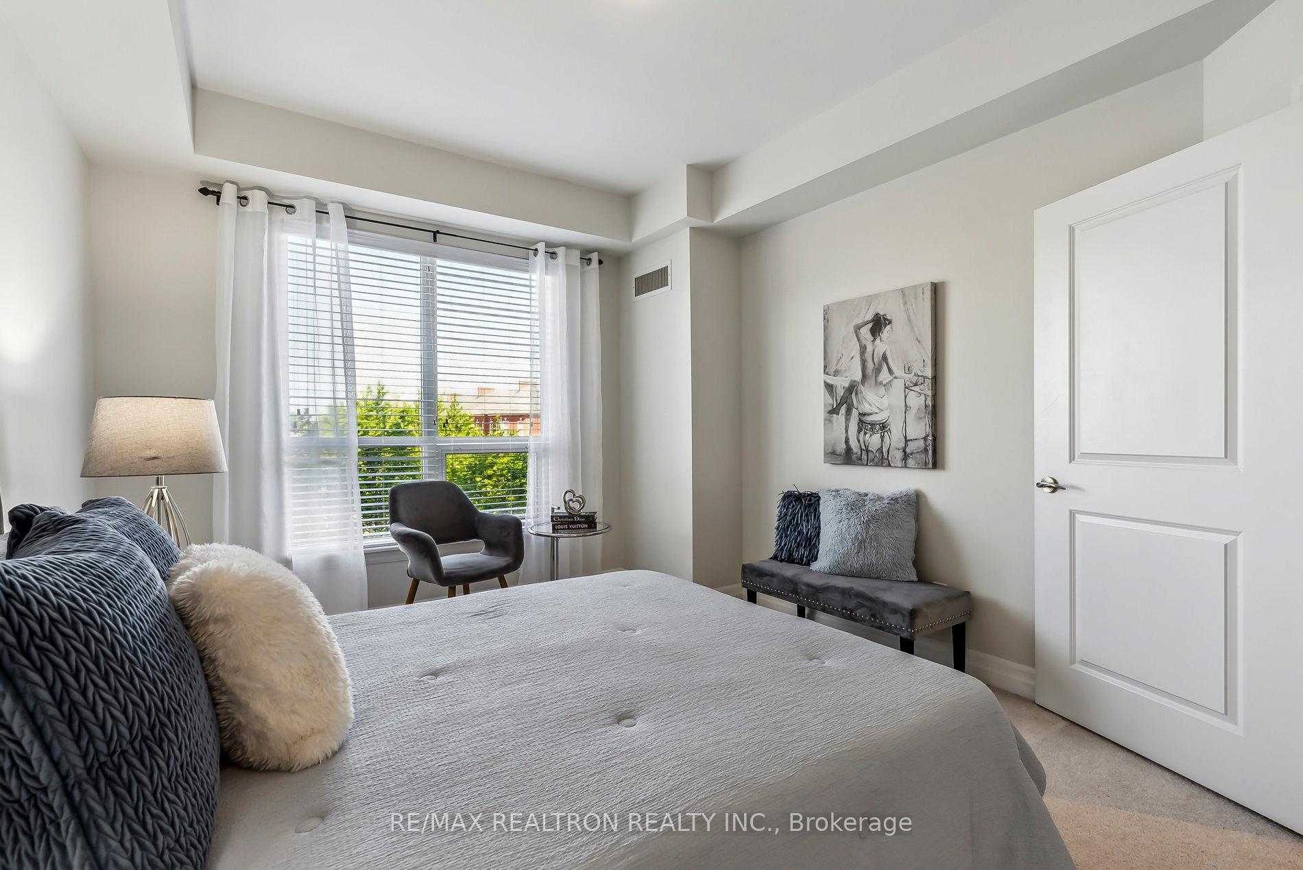 Photo 20 of Unit 332, 180 John West Way W, Aurora, Bayview Wellington — HOMEH