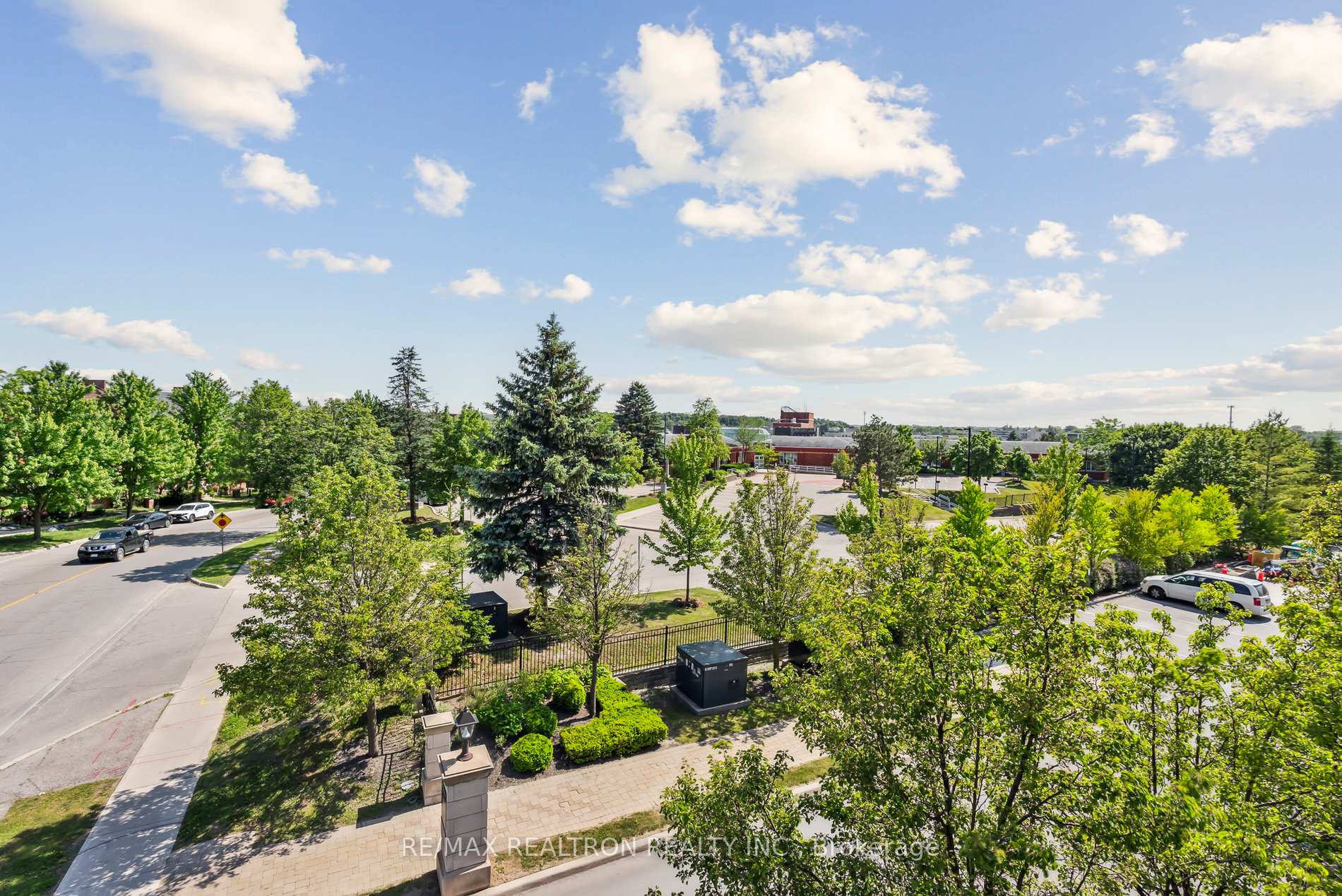 Photo 27 of Unit 332, 180 John West Way W, Aurora, Bayview Wellington — HOMEH