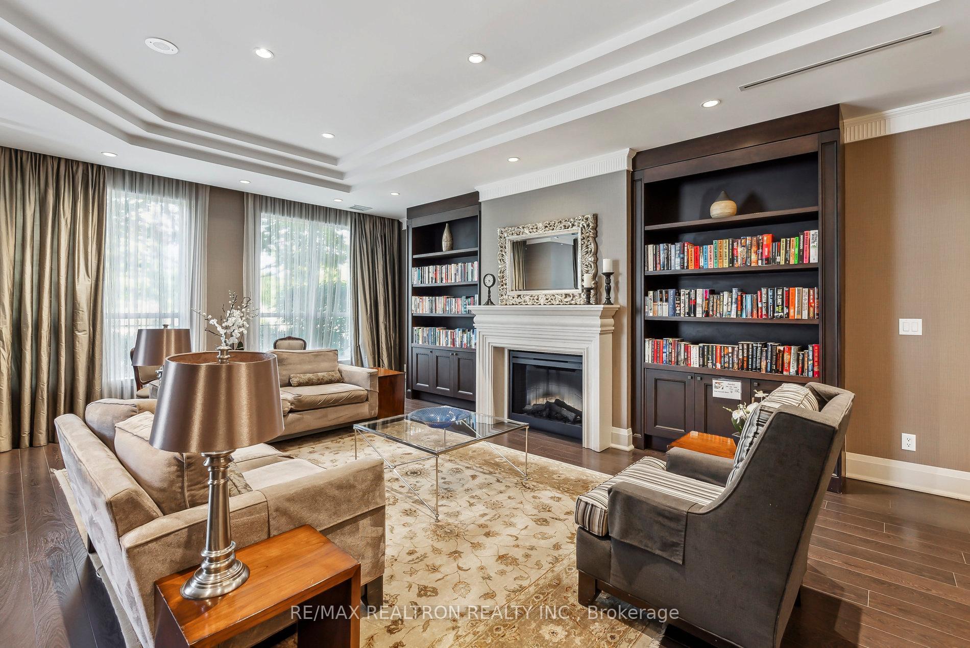 Photo 31 of Unit 332, 180 John West Way W, Aurora, Bayview Wellington — HOMEH