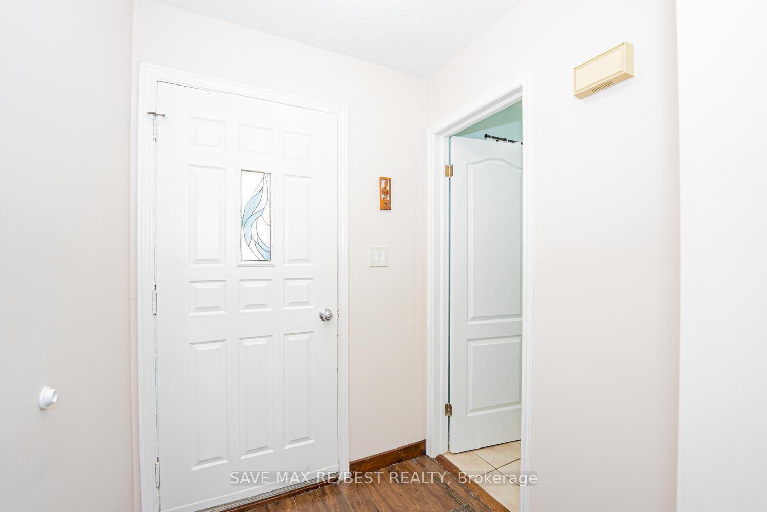 Photo 7 of 15 Riverley Lane, New Tecumseth, Alliston — HOMEH