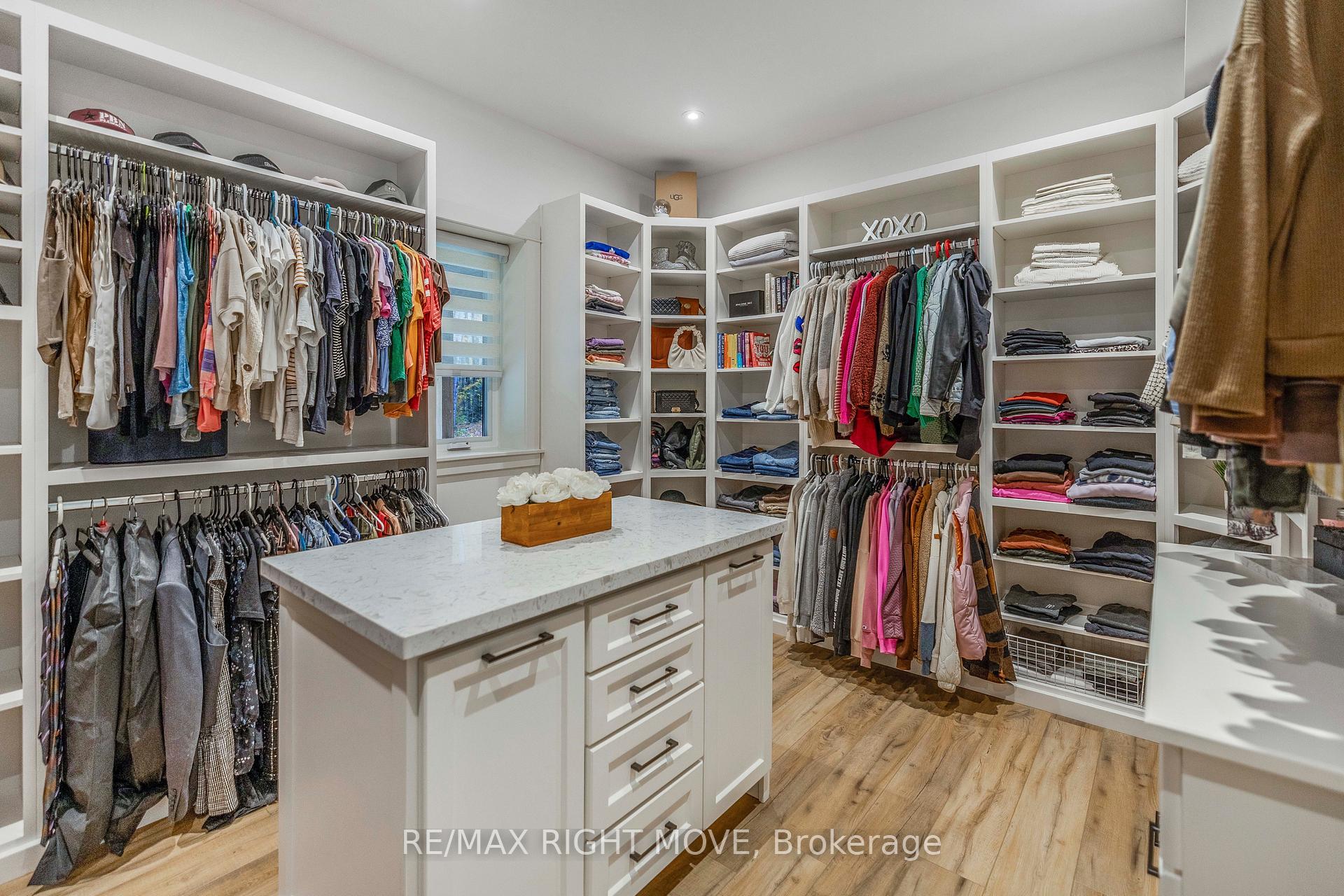 Photo 12 of 1025 Davis Drive, Gravenhurst, Morrison — HOMEH