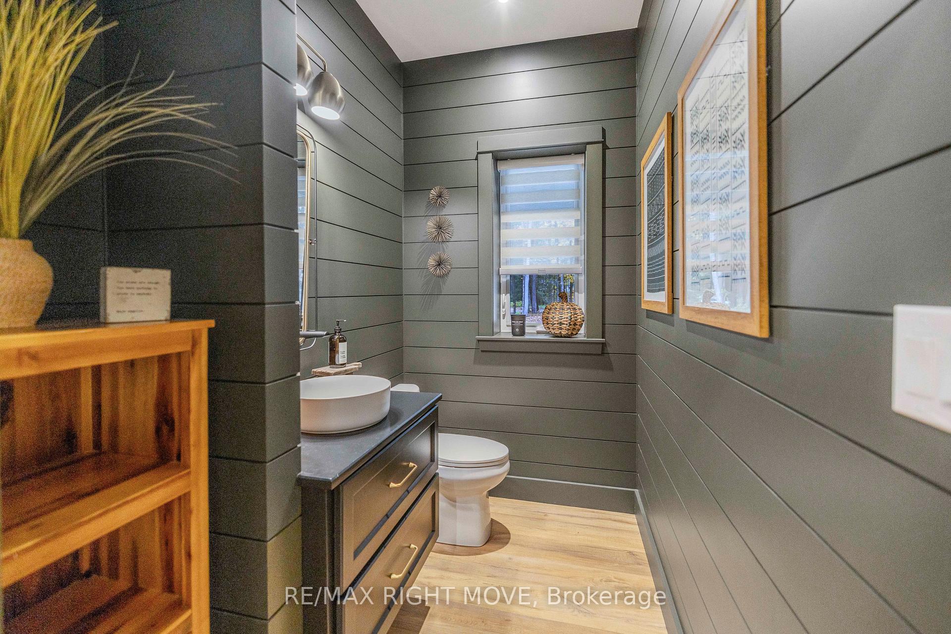 Photo 24 of 1025 Davis Drive, Gravenhurst, Morrison — HOMEH