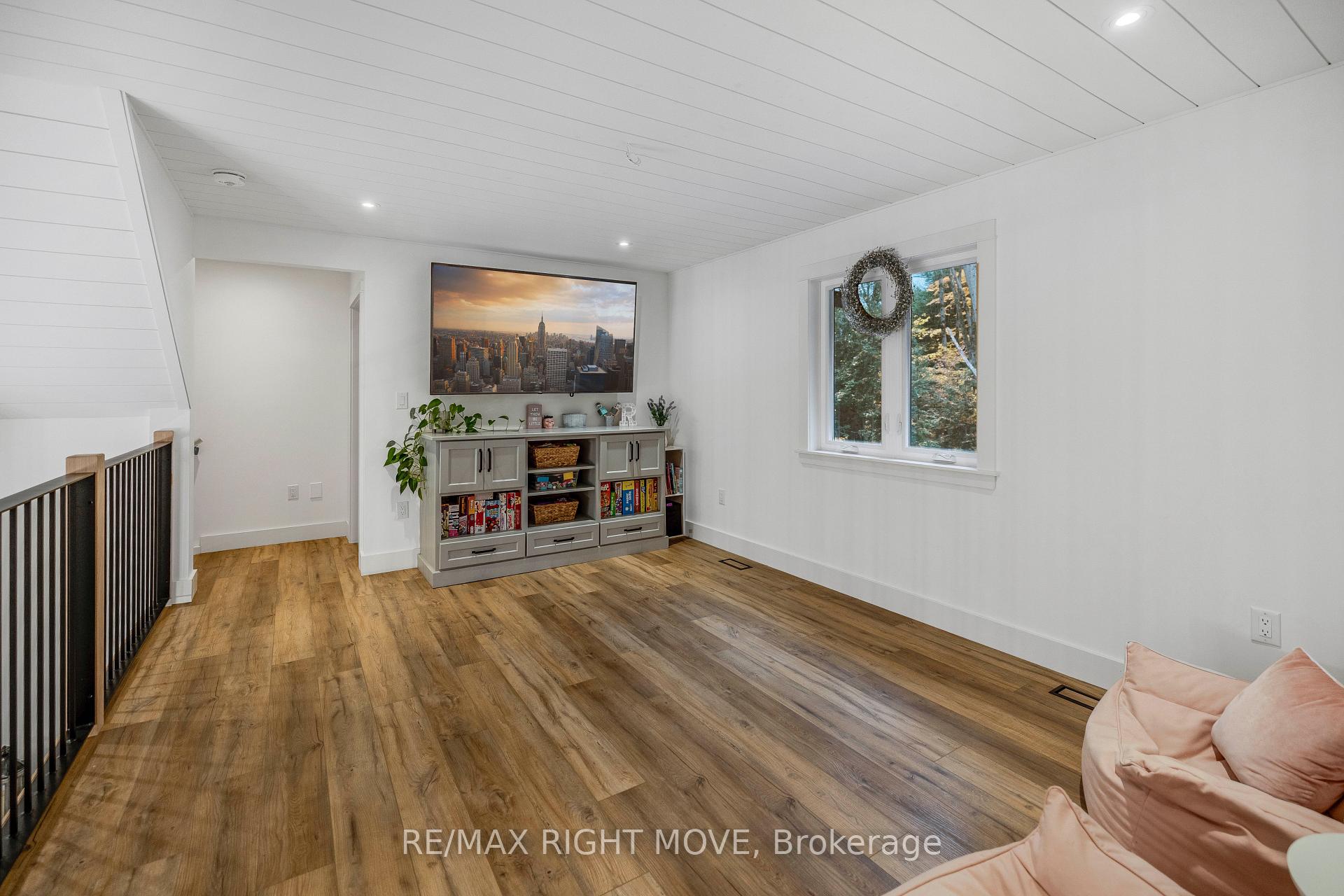 Photo 29 of 1025 Davis Drive, Gravenhurst, Morrison — HOMEH