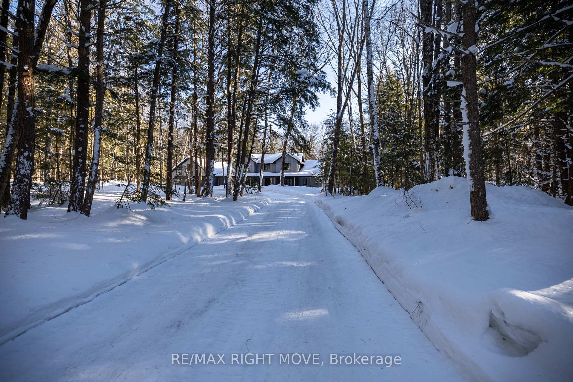 Photo 36 of 1025 Davis Drive, Gravenhurst, Morrison — HOMEH