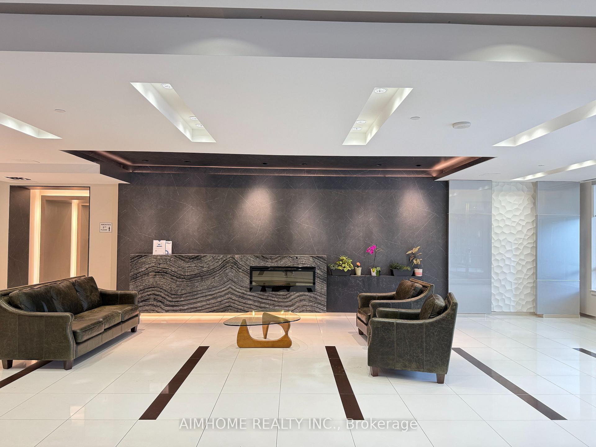 Photo 7 of Unit 903, 7167 Yonge Street, Markham, Grandview — HOMEH