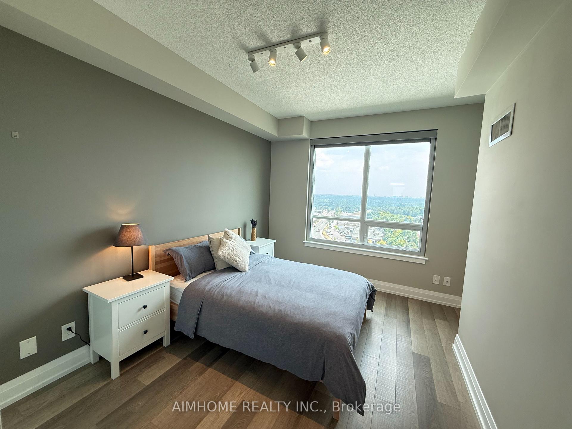 Photo 16 of Unit 903, 7167 Yonge Street, Markham, Grandview — HOMEH
