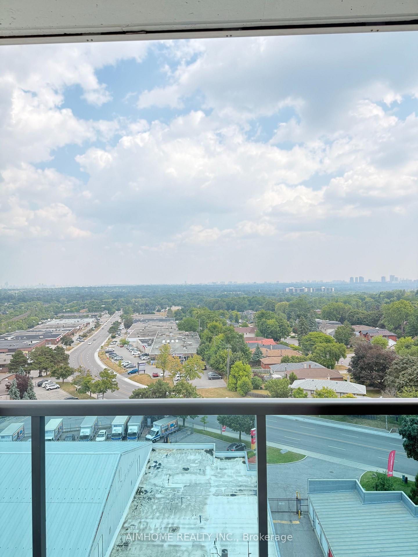 Photo 22 of Unit 903, 7167 Yonge Street, Markham, Grandview — HOMEH