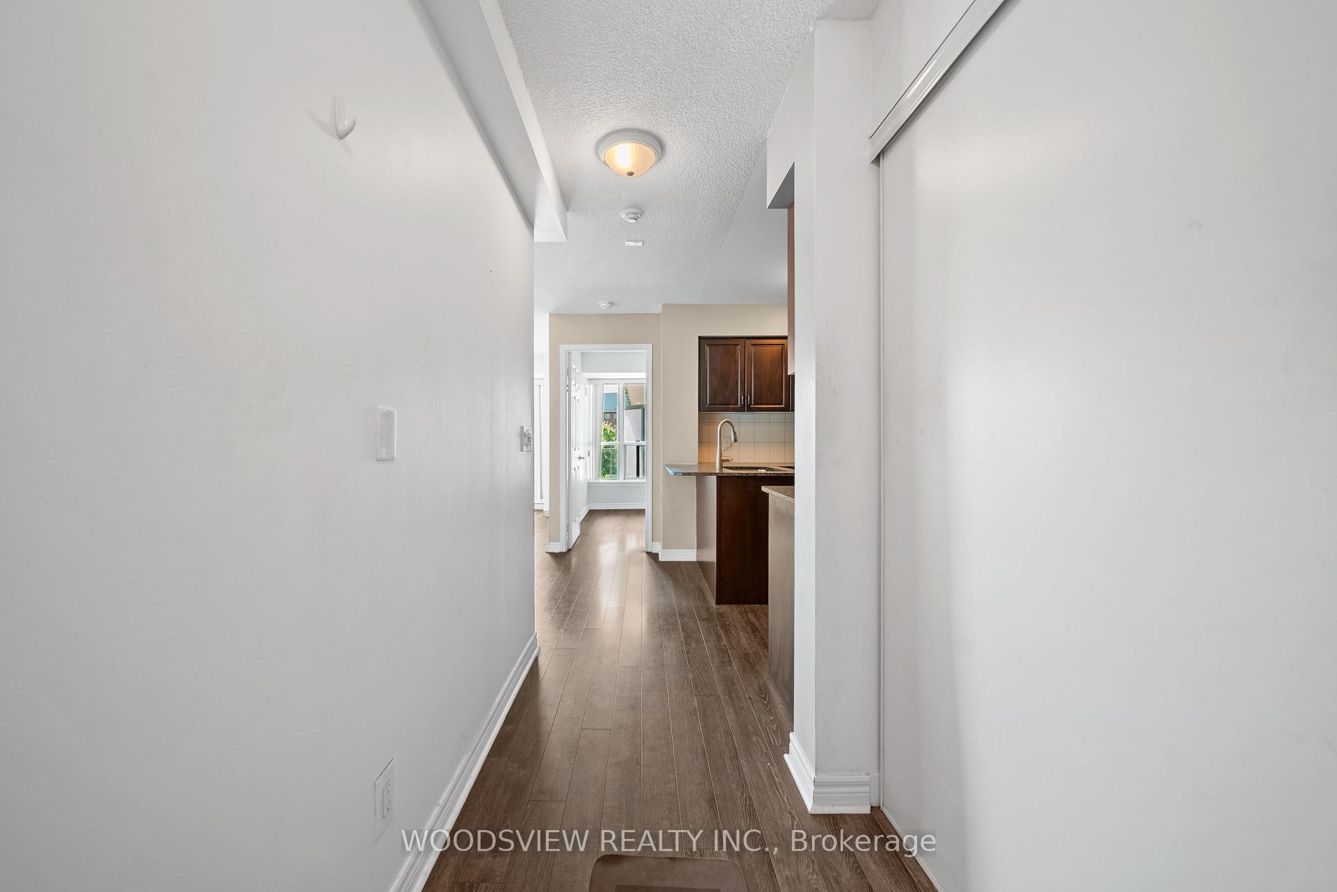 Photo 3 of Unit 233, 60 Fairfax Crescent, Scarborough, Clairlea-Birchmount — HOMEH