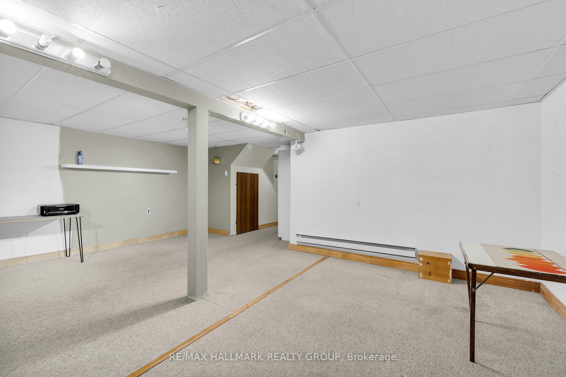 Photo 77 of 10 Black Forest Lane, Ottawa, Arbeatha Park — HOMEH