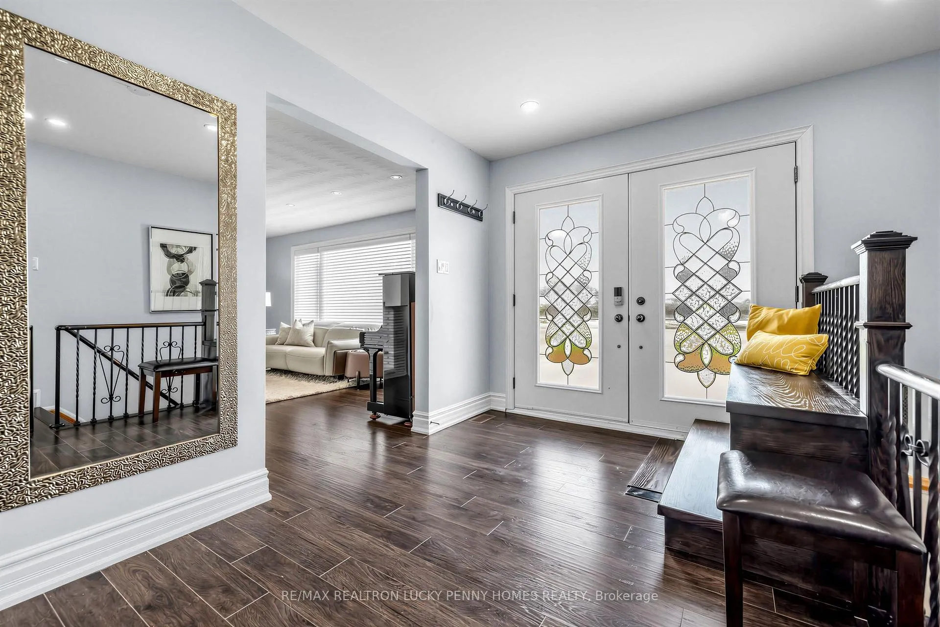 Photo 9 of 29 Glenbourne Park Drive, Markham, Devil's Elbow — HOMEH