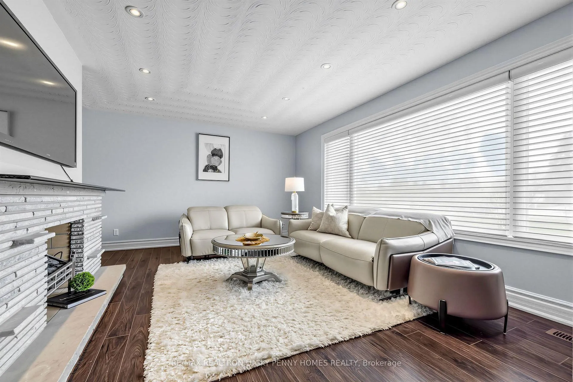 Photo 10 of 29 Glenbourne Park Drive, Markham, Devil's Elbow — HOMEH