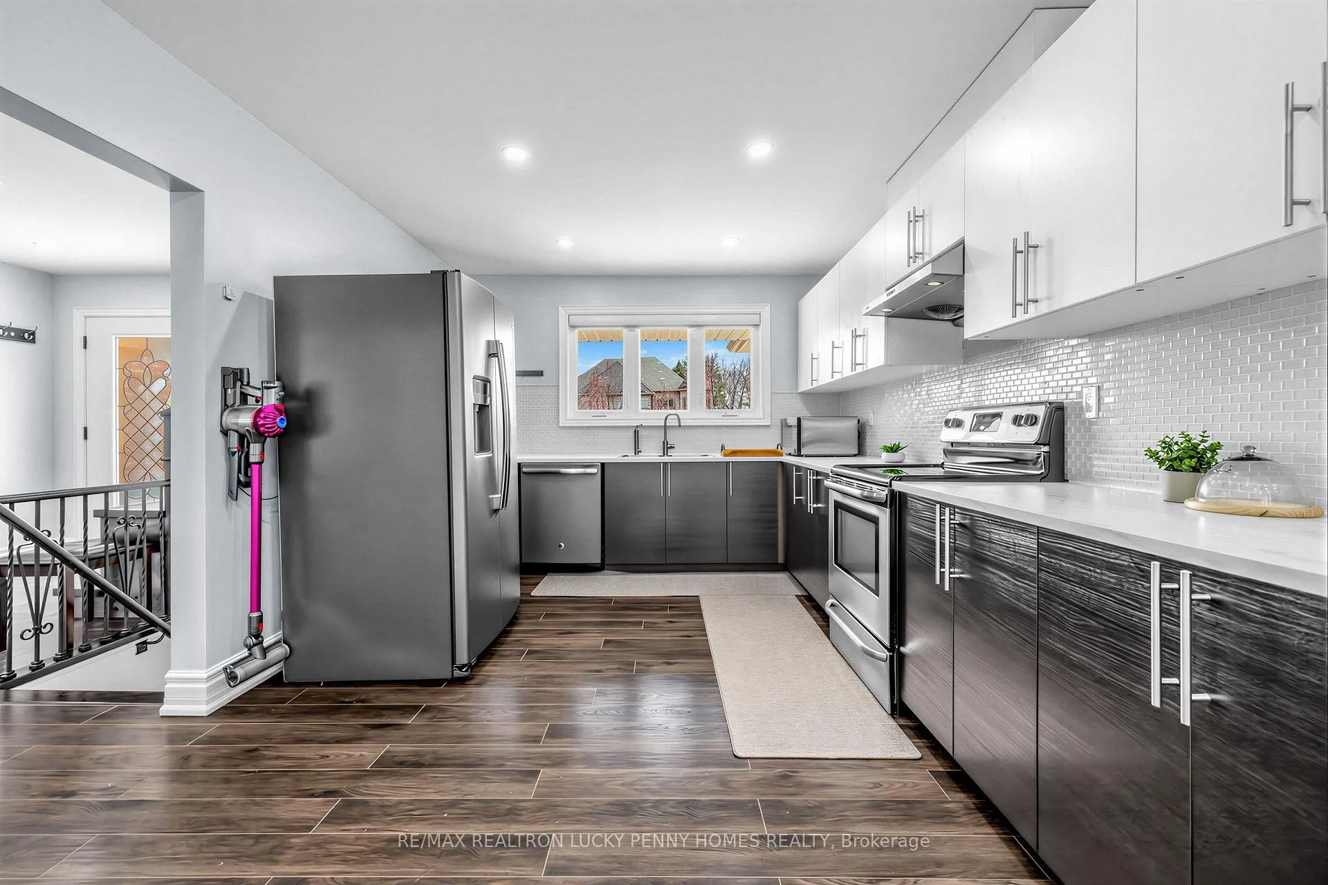Photo 20 of 29 Glenbourne Park Drive, Markham, Devil's Elbow — HOMEH