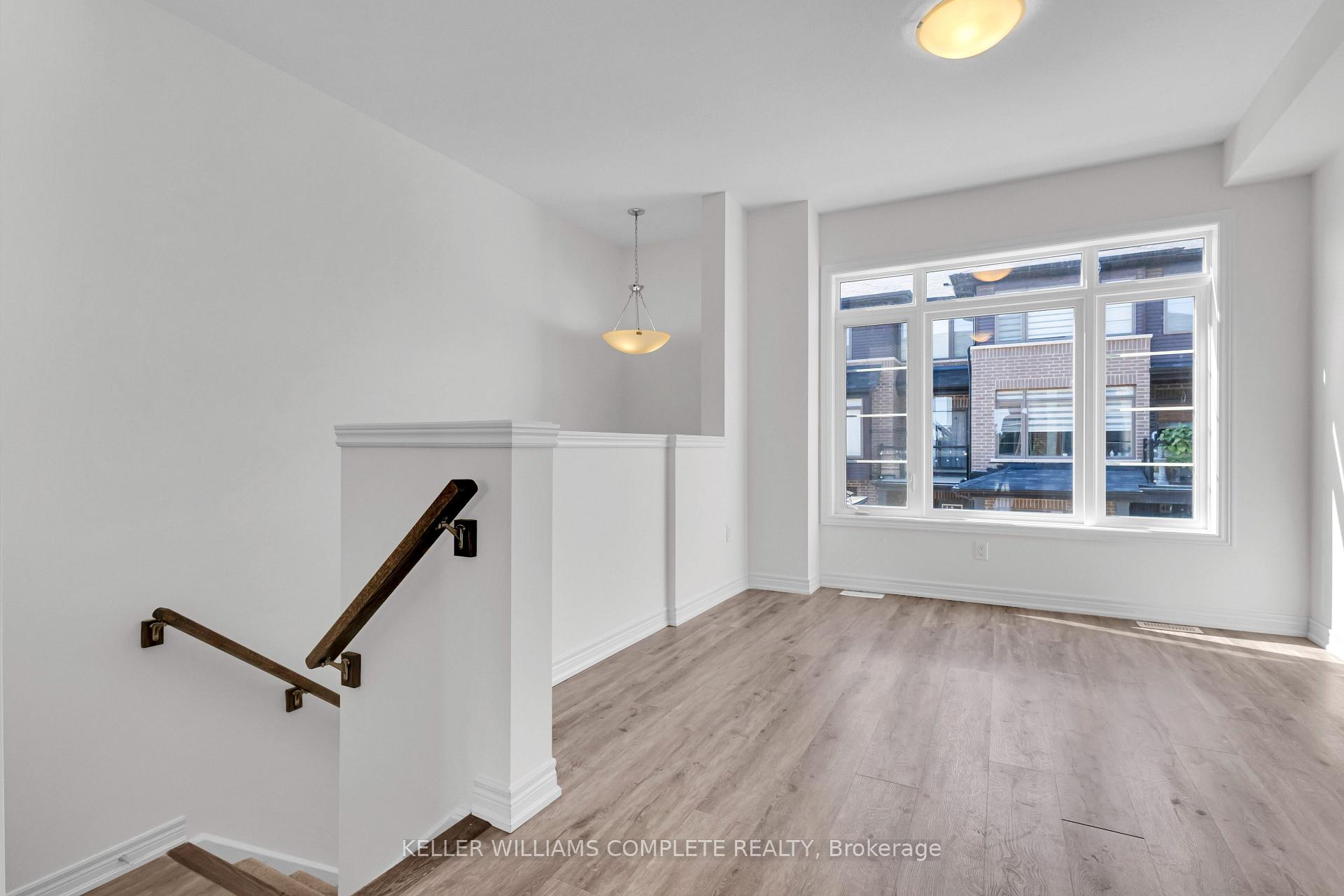 Photo 5 of Unit 29, 575 Woodward Avenue, Hamilton, Parkview — HOMEH