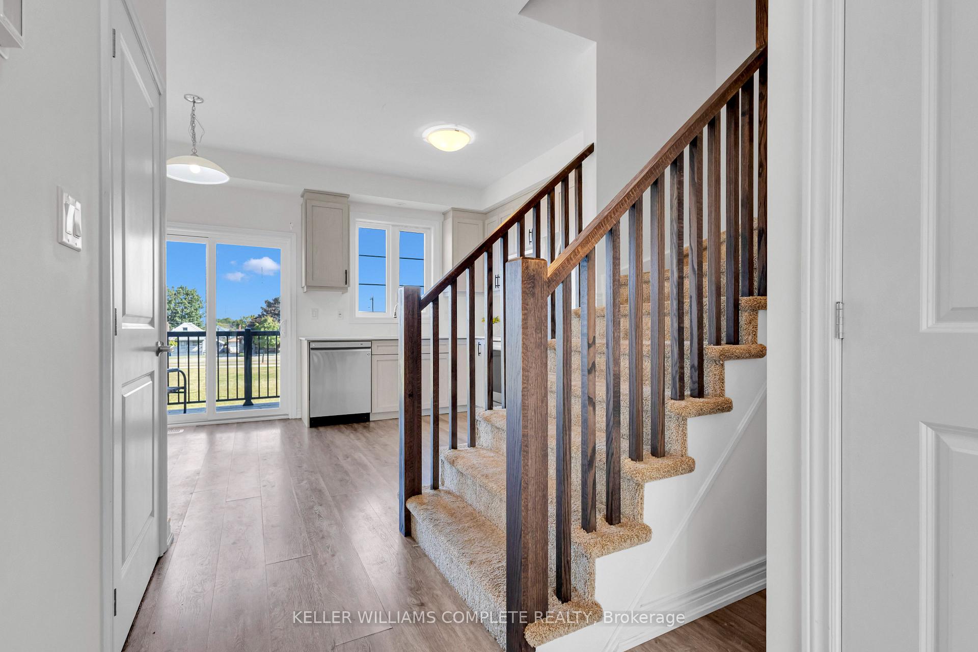 Photo 9 of Unit 29, 575 Woodward Avenue, Hamilton, Parkview — HOMEH