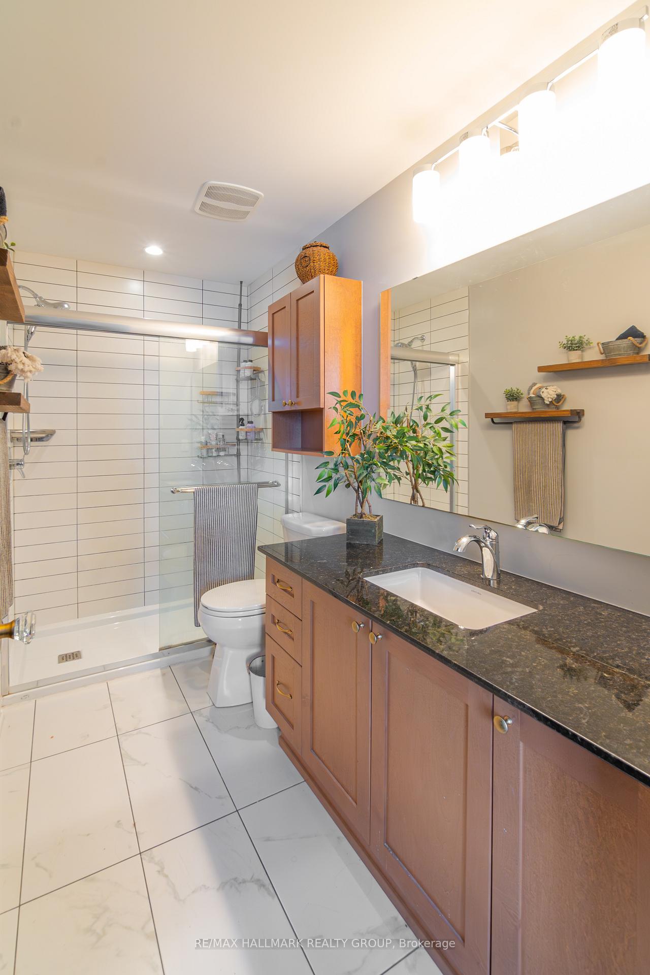 Photo 6 of 228 Mullin Private, Ottawa, Mer Bleue/Bradley Estates/Anderson Park — HOMEH