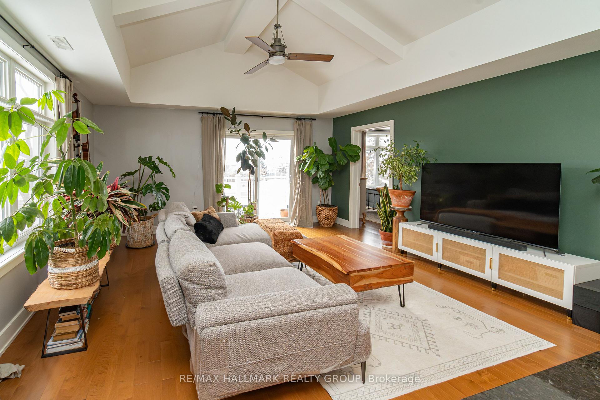 Photo 14 of 228 Mullin Private, Ottawa, Mer Bleue/Bradley Estates/Anderson Park — HOMEH