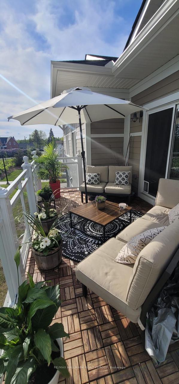 Photo 16 of 228 Mullin Private, Ottawa, Mer Bleue/Bradley Estates/Anderson Park — HOMEH
