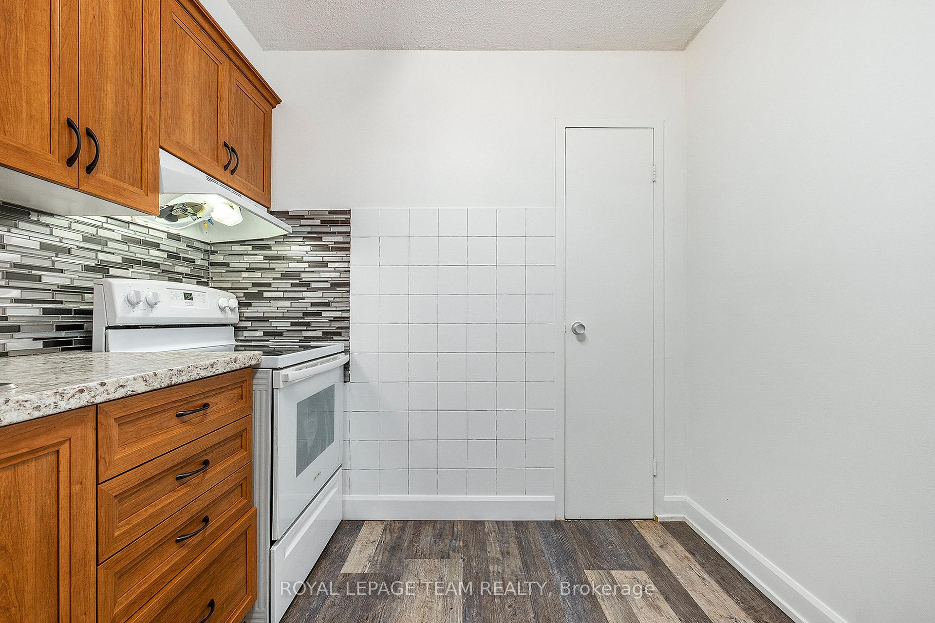 Photo 10 of Unit 507, 900 Dynes Road, Ottawa, Carleton Square — HOMEH