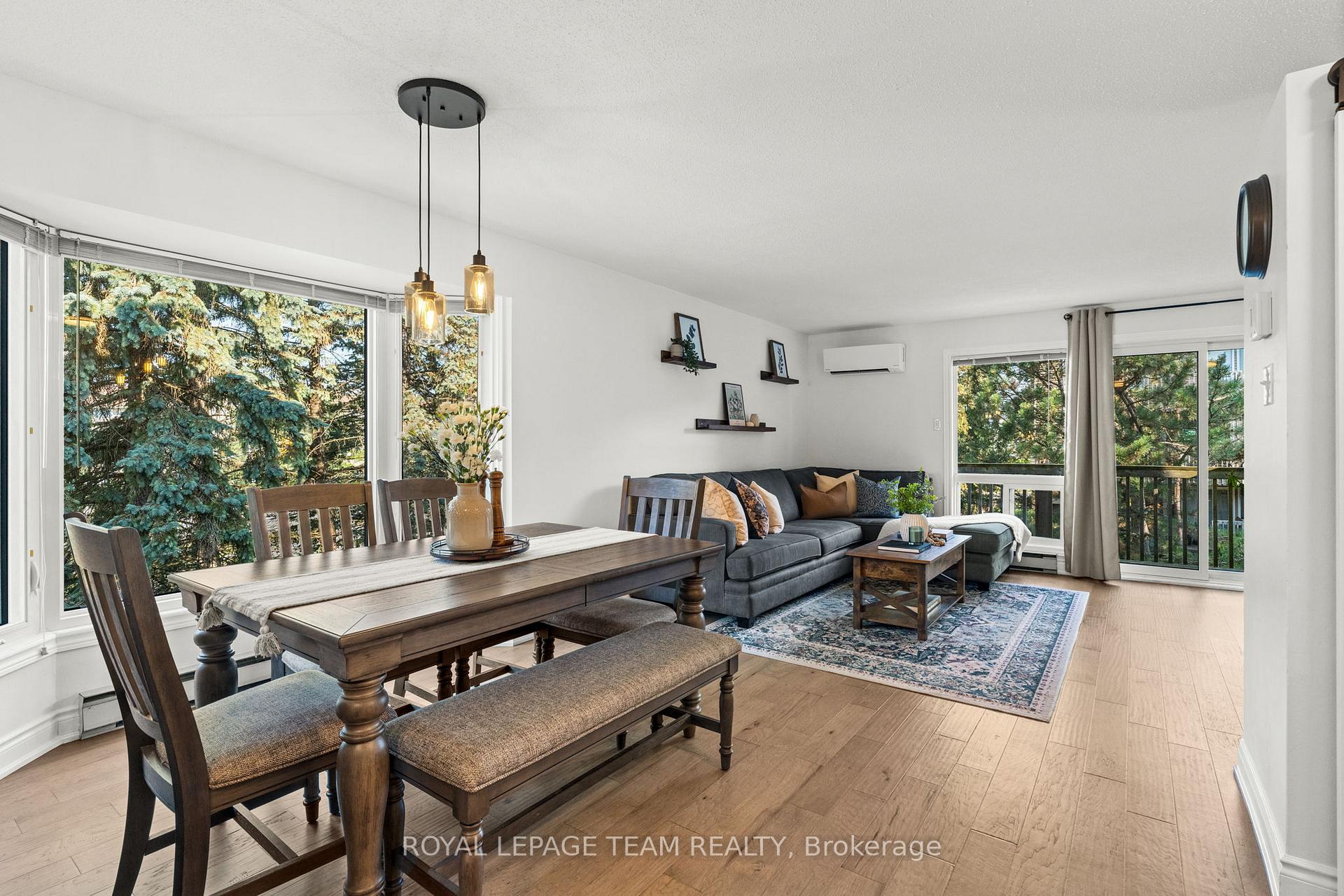 Photo 12 of Unit B, 6501 Bilberry Drive, Ottawa, Convent Glen North — HOMEH