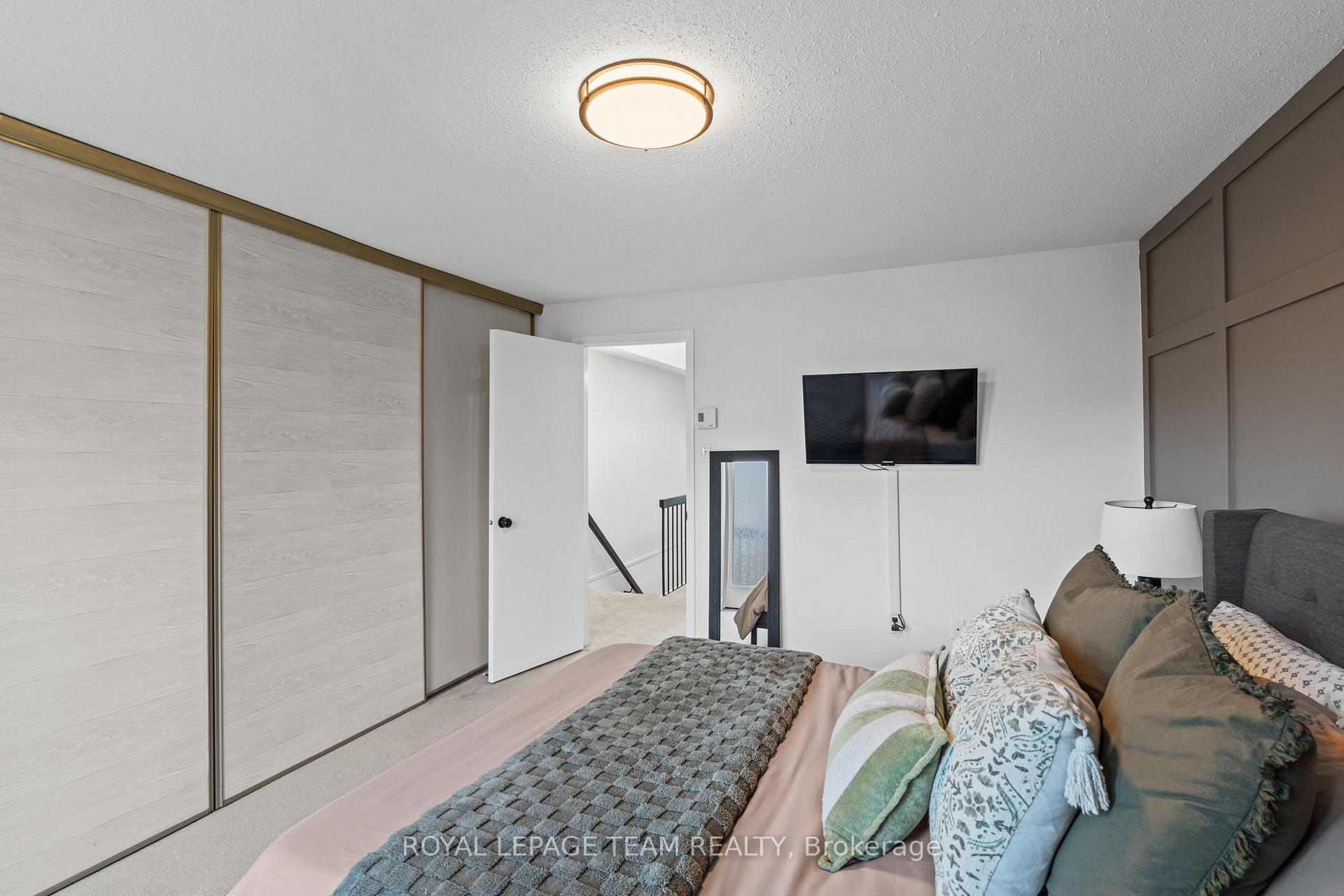 Photo 28 of Unit B, 6501 Bilberry Drive, Ottawa, Convent Glen North — HOMEH