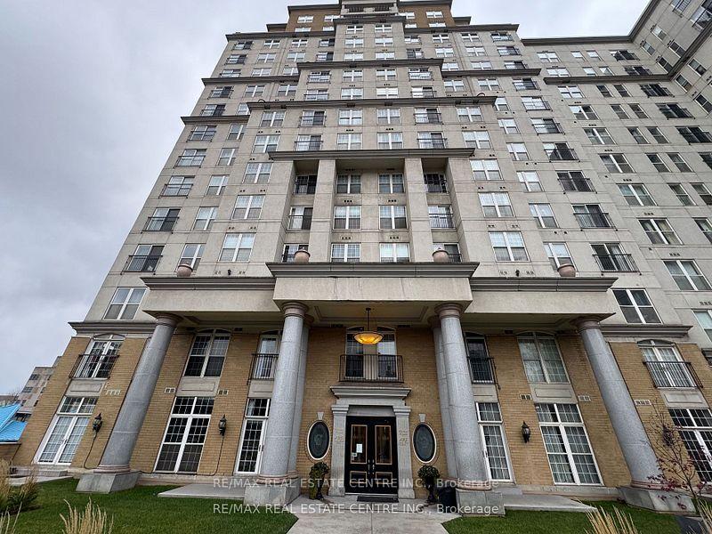 Front of Unit 302, 135 James Street S