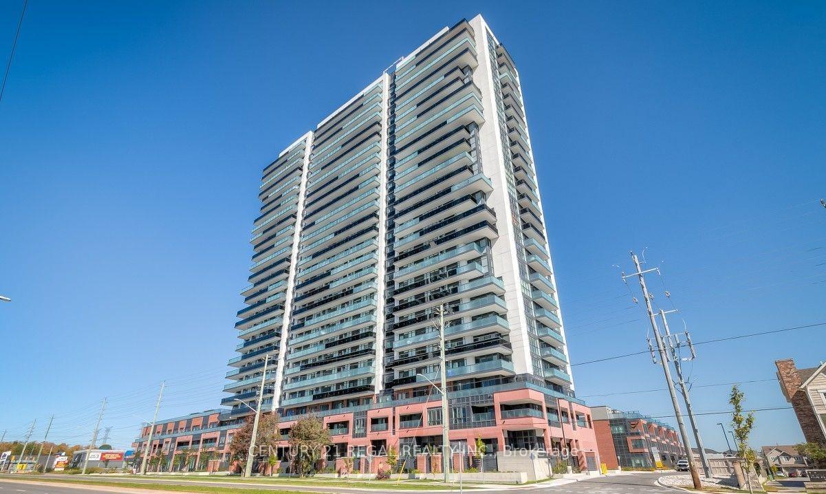 Front of Unit 1006, 2545 Simcoe Street N