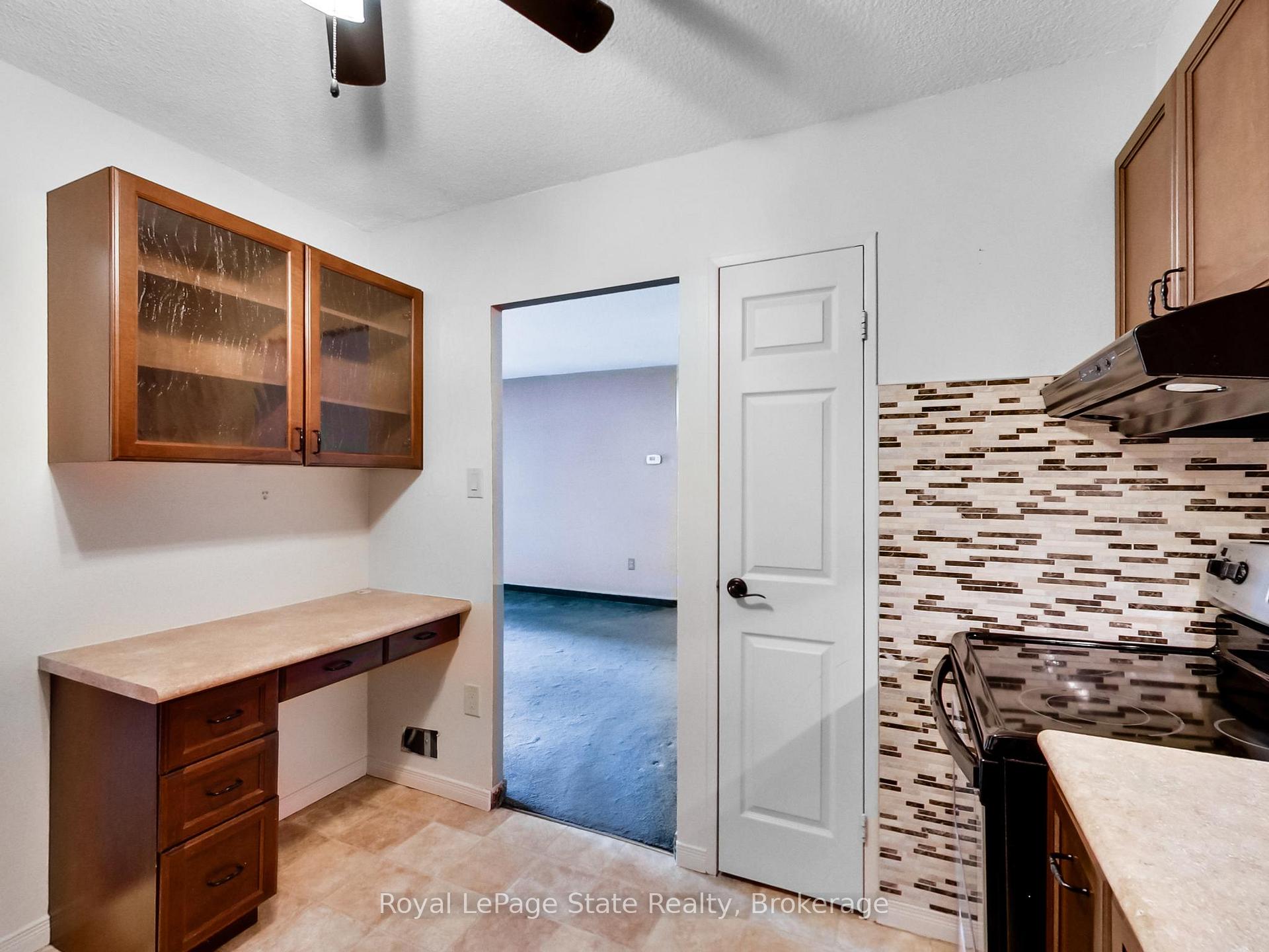 Photo 14 of Unit 203, 500 Green Road, Hamilton, Lakeshore — HOMEH