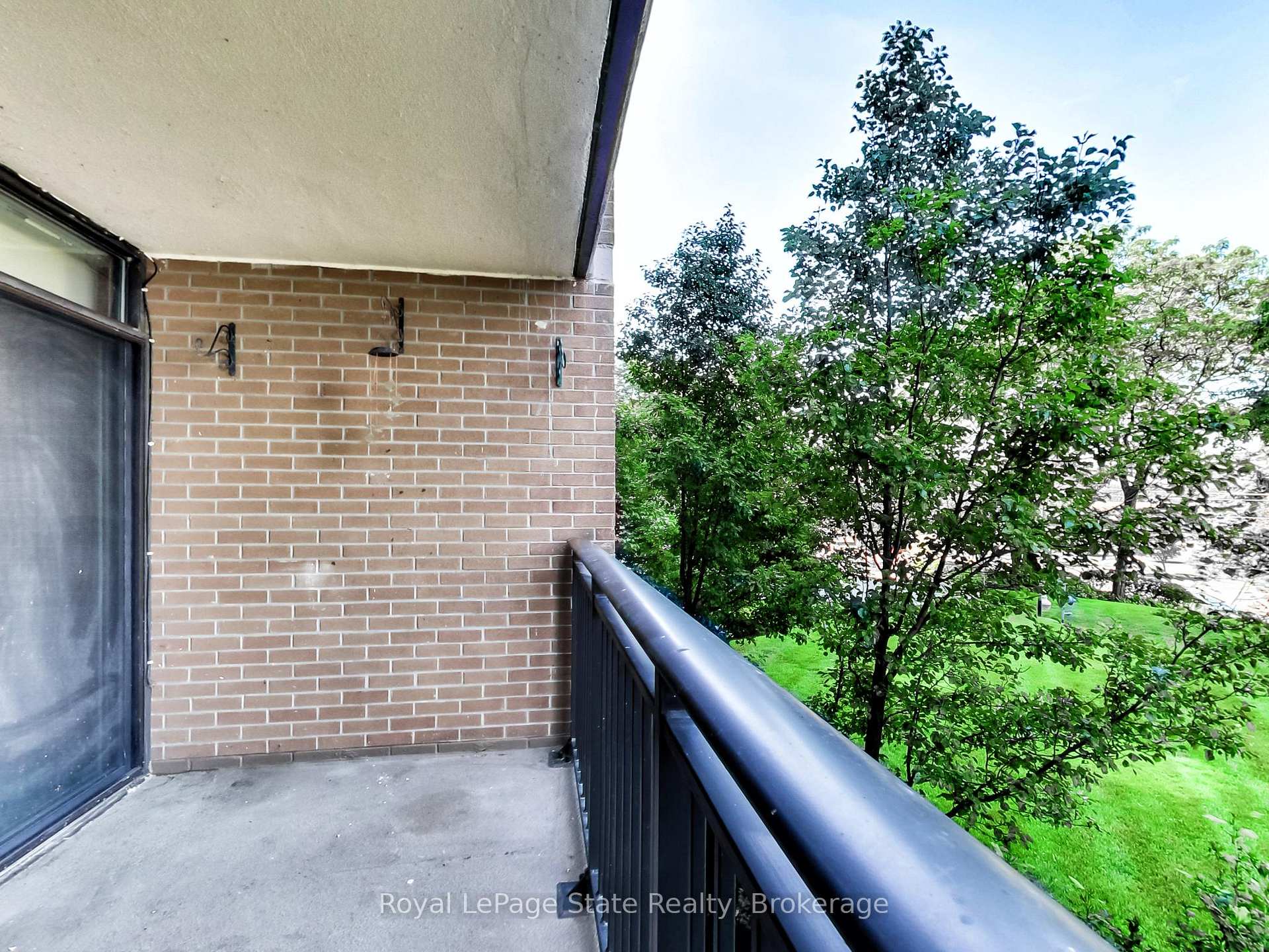 Photo 42 of Unit 203, 500 Green Road, Hamilton, Lakeshore — HOMEH