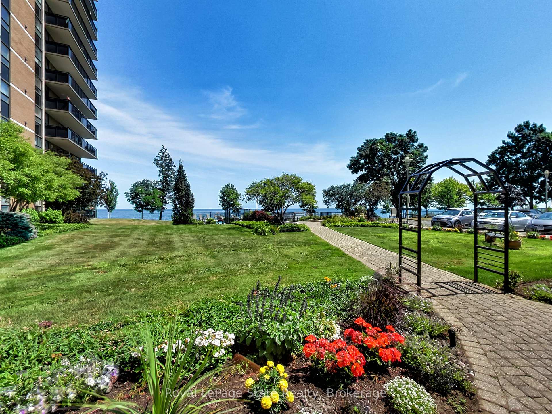 Photo 47 of Unit 203, 500 Green Road, Hamilton, Lakeshore — HOMEH